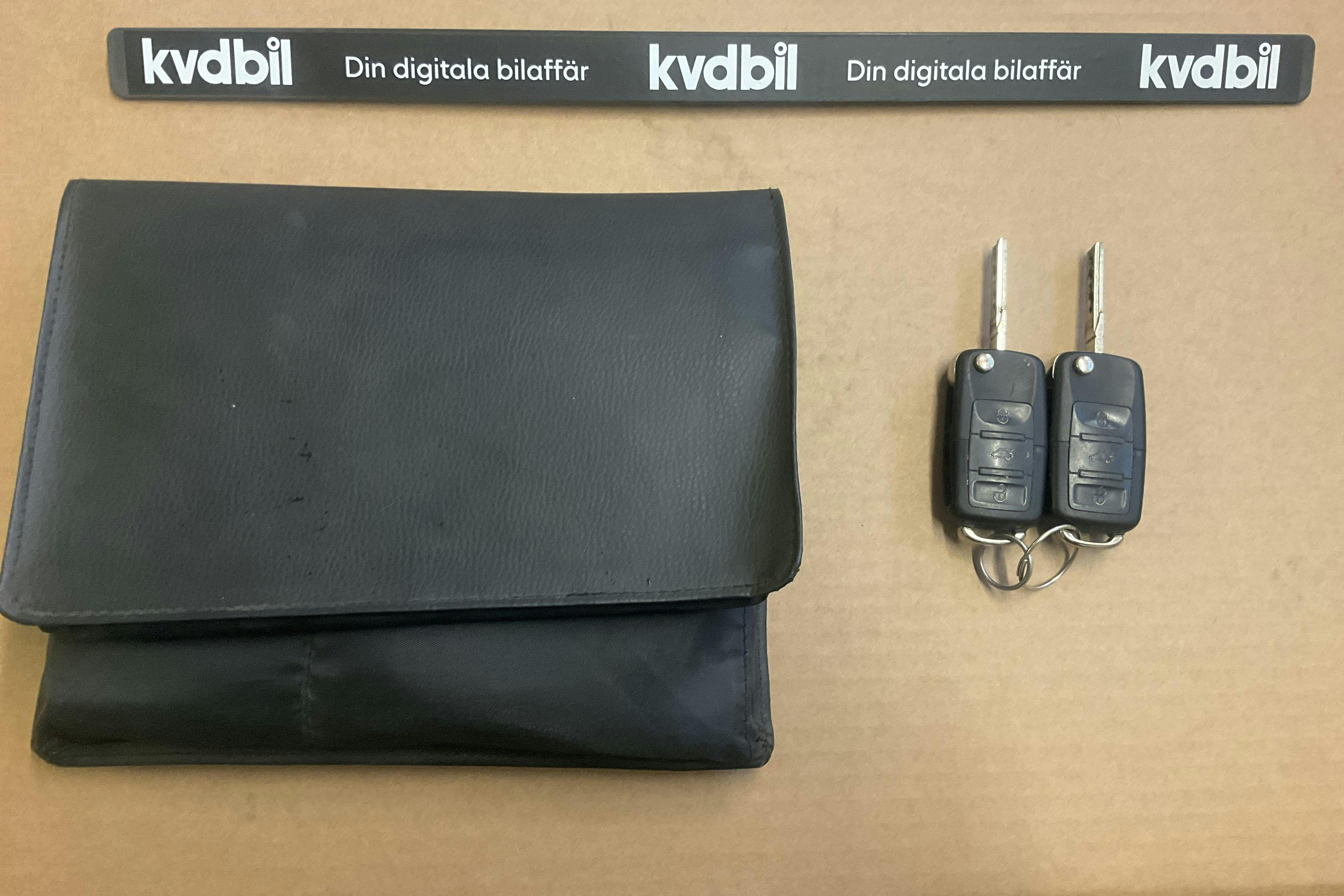 Presentation photo 15 of 15: VW Caddy 1.9 TDI Maxi Skåp (105hk) - 87 850 km - Automatic - white - 2008