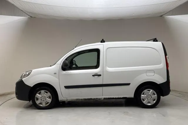 Presentationsfoto 2 av 12: Renault Kangoo 1.5 dCi Skåp (95hk) - 7 445 mil - Manuell - vit - 2020