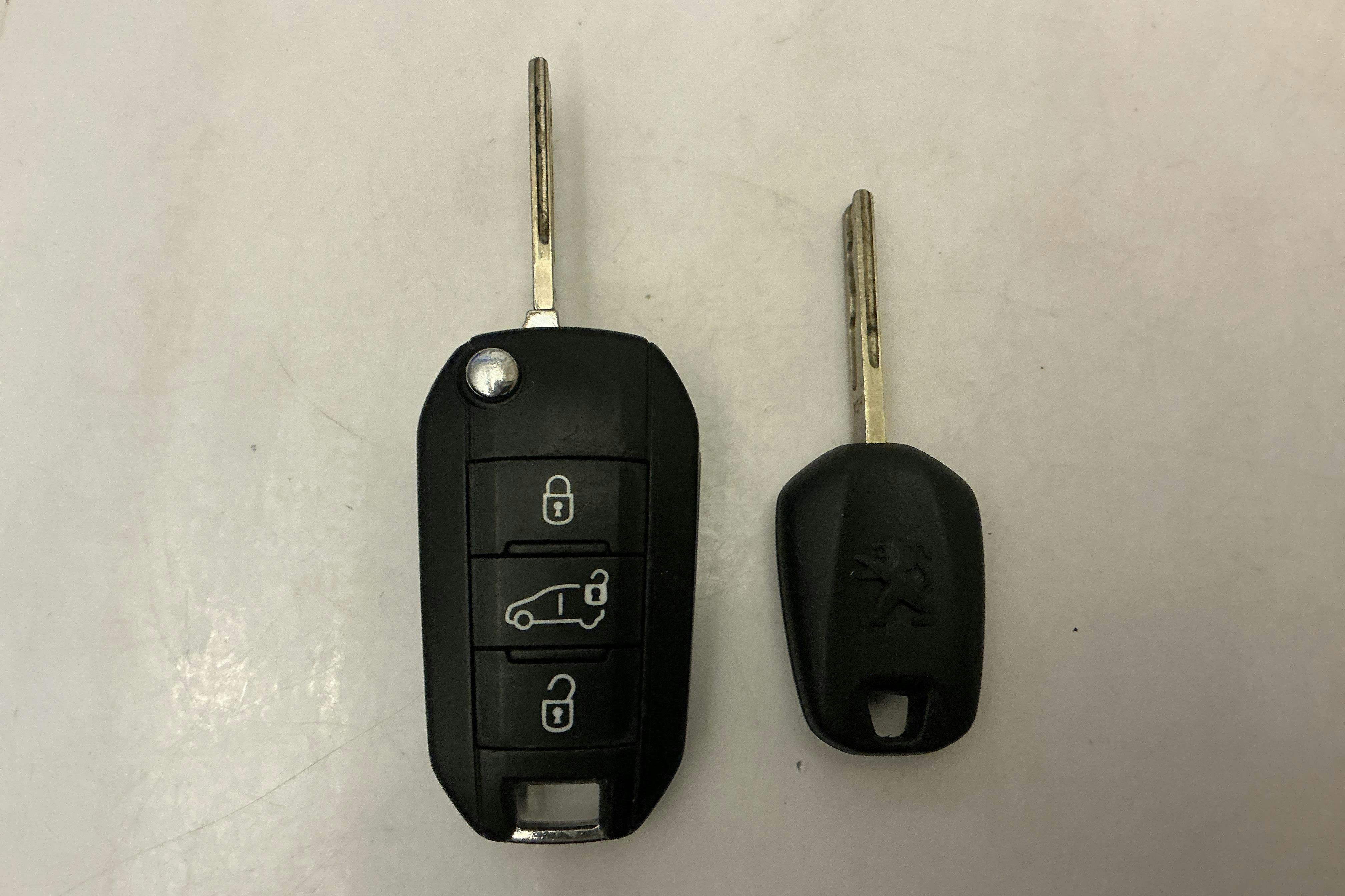 Presentationsfoto 13 av 13: Peugeot Expert BlueHDi Skåp (95hk) - 8 123 mil - Automat - 2017