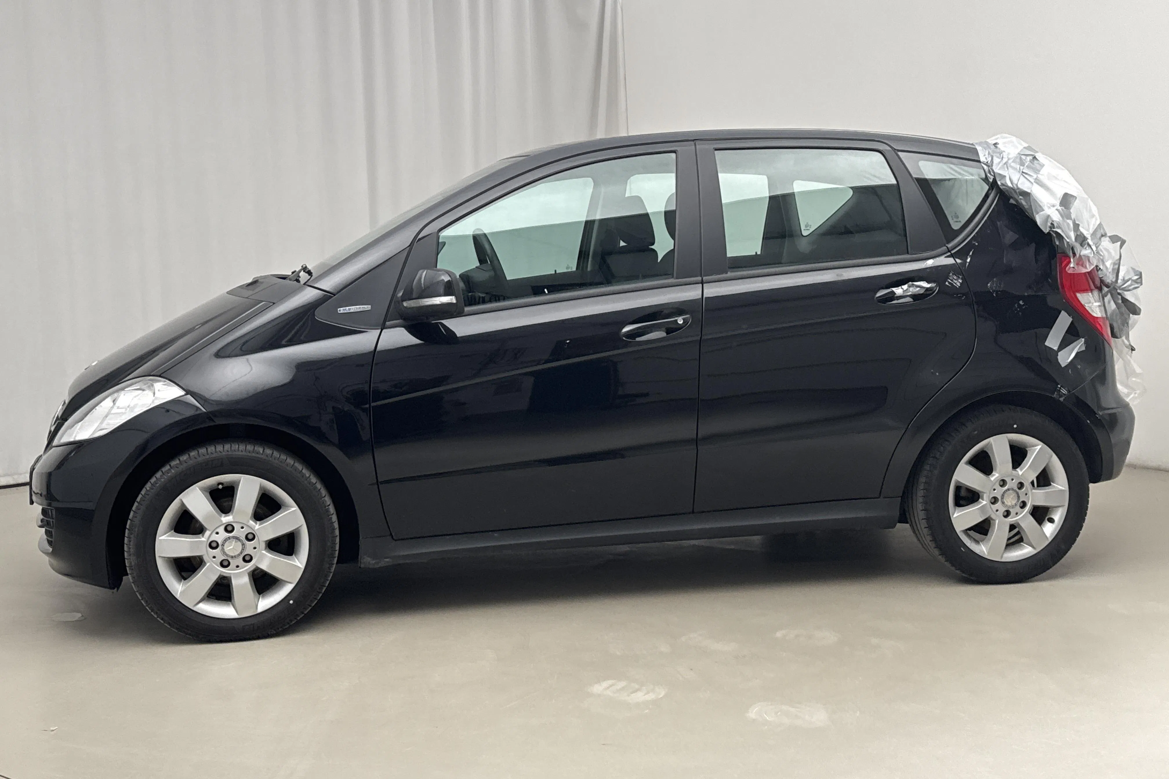 Presentationsfoto 2 av 11: Mercedes A 160 BlueEfficiency 5dr W169 (95hk) - 3 914 mil - Manuell - svart - 2012