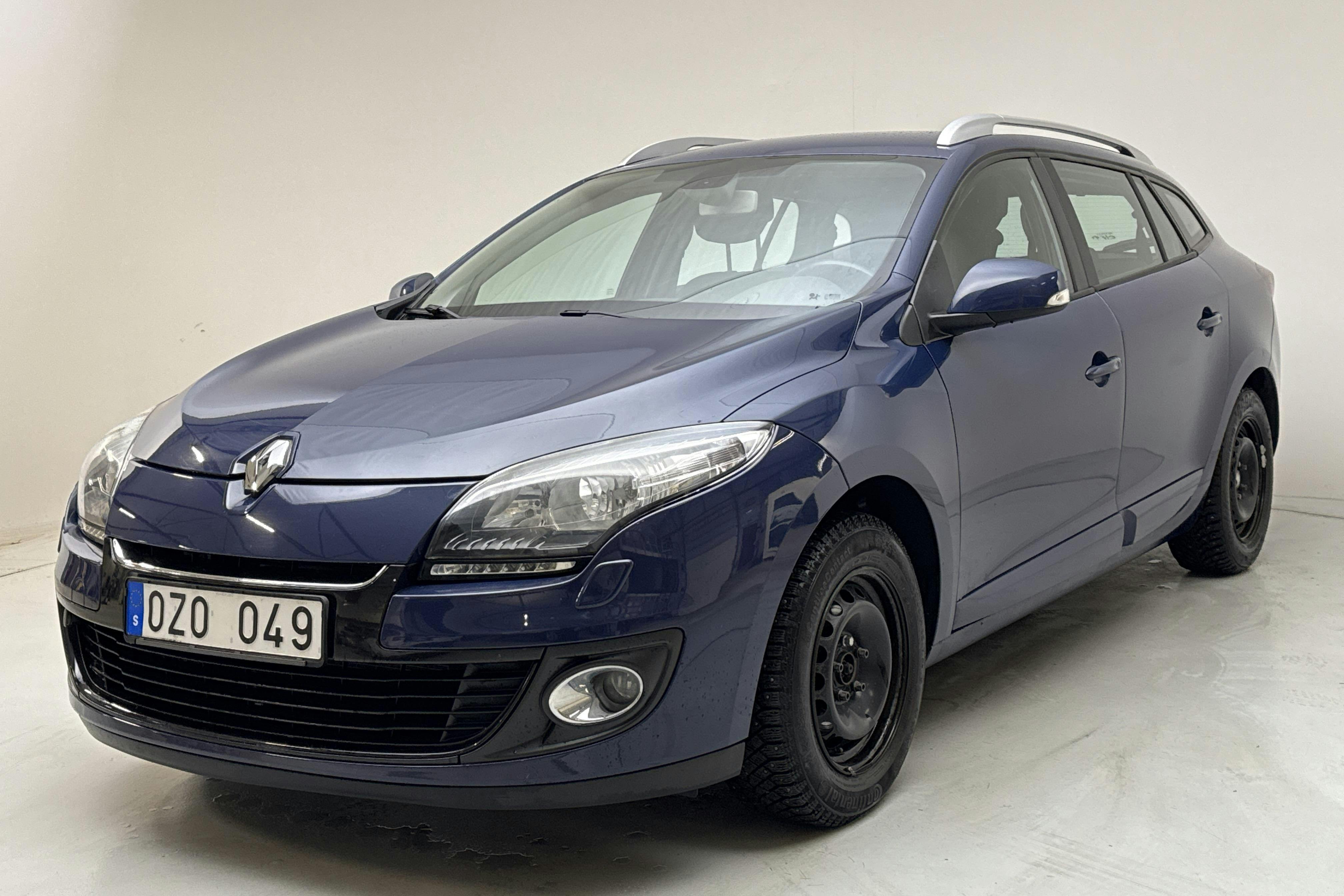 Præsentationsfoto 1 af 12: Renault Mégane Phas III 1.6 Eco2 Flex Fuel E85 Sports Tourer (110hk) - 55 310 kilometer - Manuel - Dark Blue - 2013