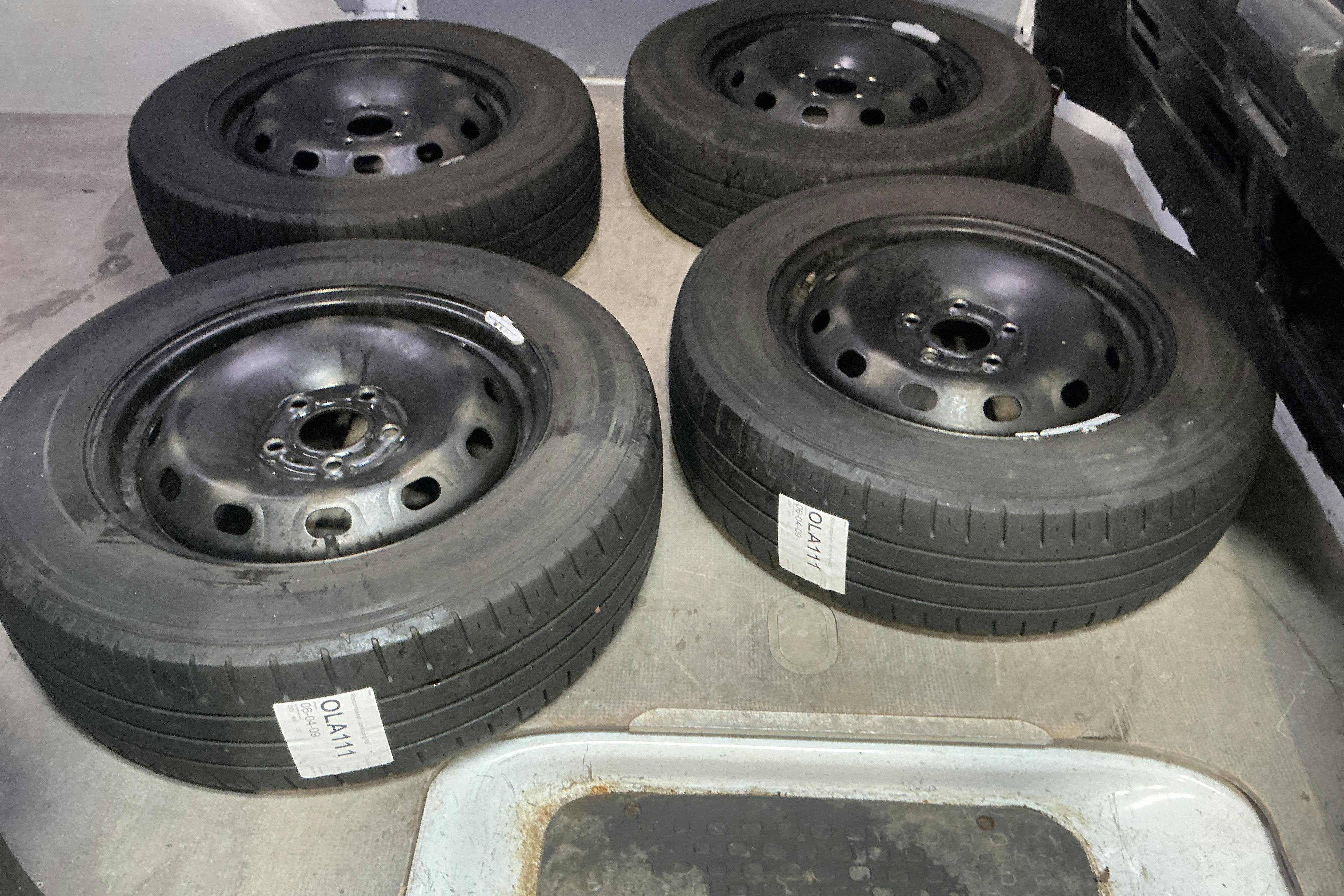 Presentation photo 11 of 11: Opel Vivaro 1.6 BITURBO (125hk) - 122 260 km - Manual - white - 2017