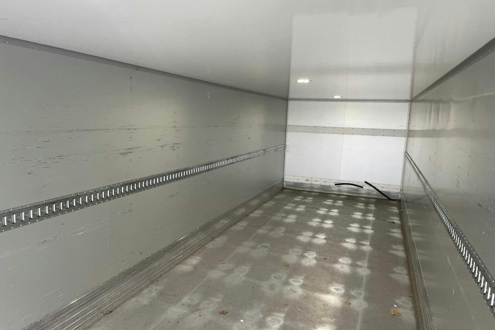 Præsentationsfoto 63 af 63: Scania P360LB HNB - 9 083 283 kilometer - Salgsautomat - Hvid - 2015