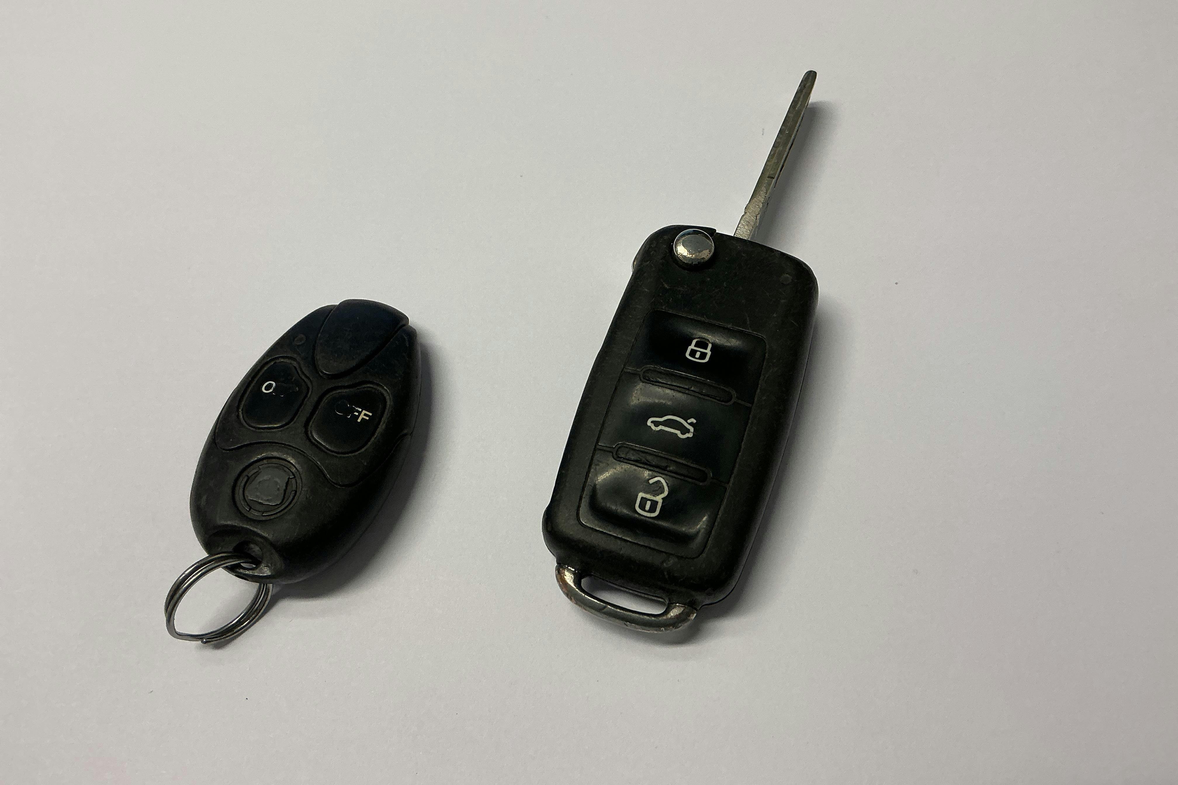 Presentation photo 18 of 18: VW Caddy Life 2.0 TDI (102hk) - 223 590 km - Manual - white - 2017