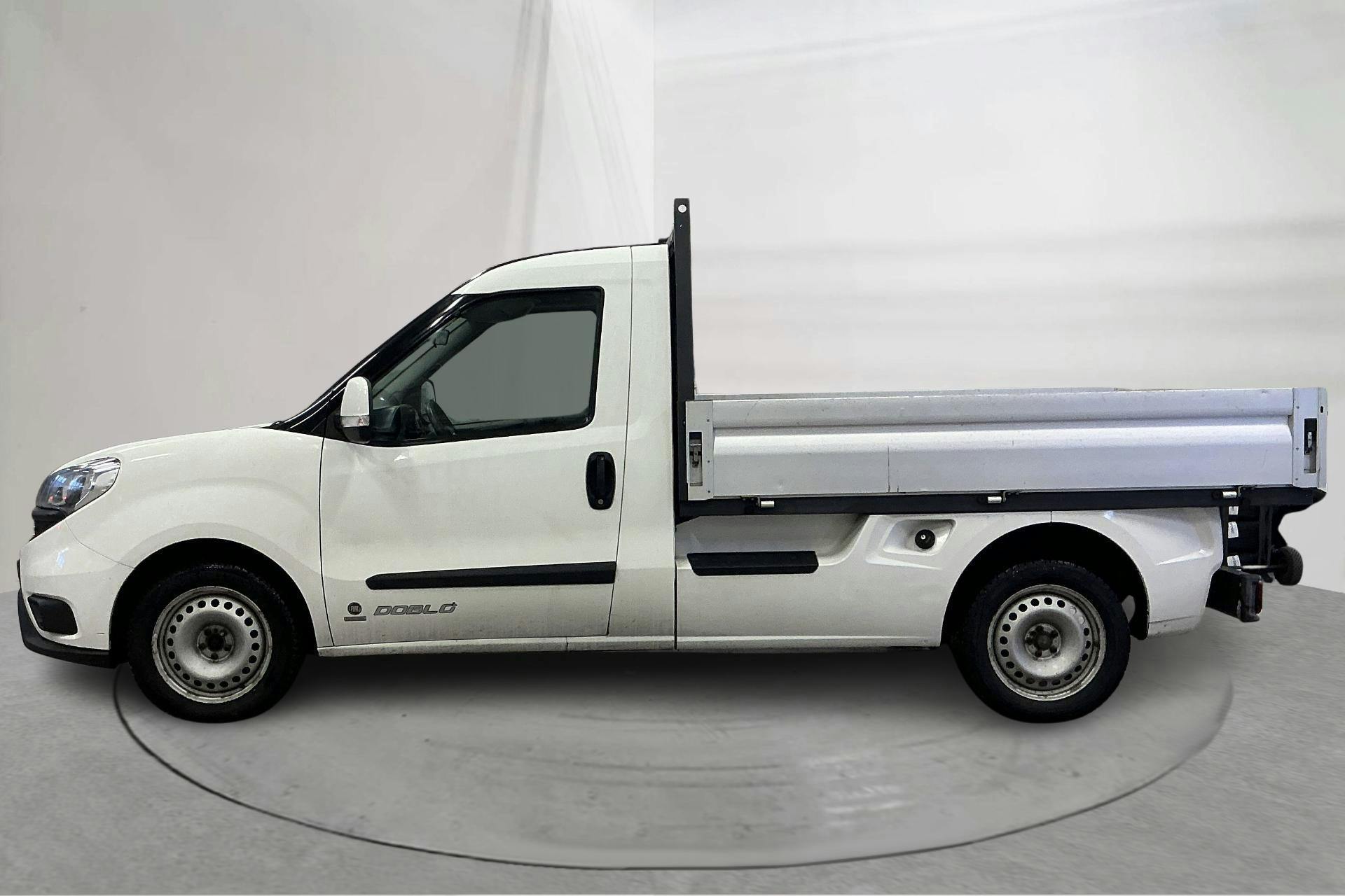 Esitlusfoto 2 aadressil 13: Fiat Doblo Cargo 1.3 MJT (95hk) - 187 550 km - Käsitsi - valge - 2017