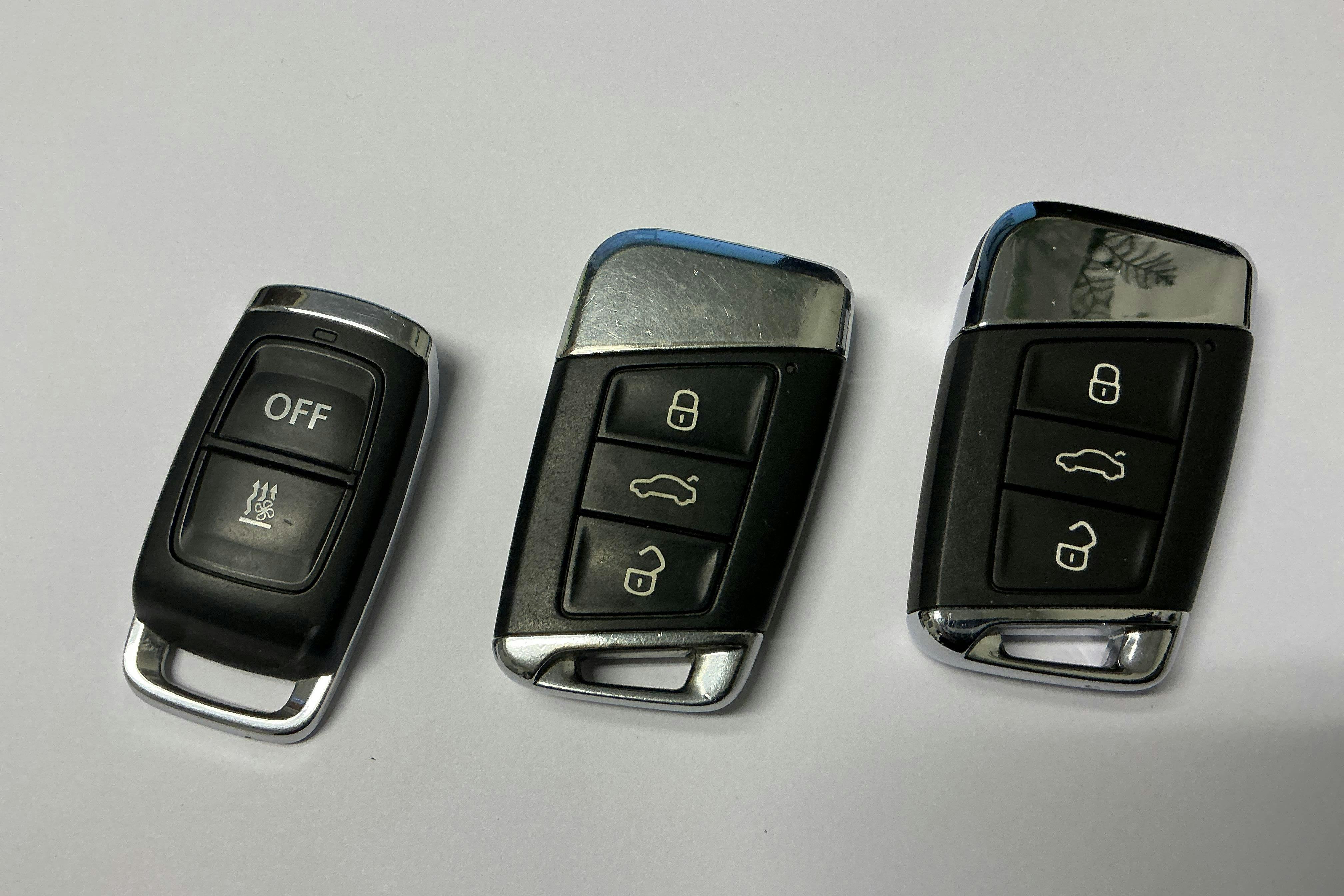 Præsentationsfoto 17 af 17: VW Passat 2.0 TFSI Sportscombi (220hk) - 369 740 kilometer - Salgsautomat - Hvid - 2018