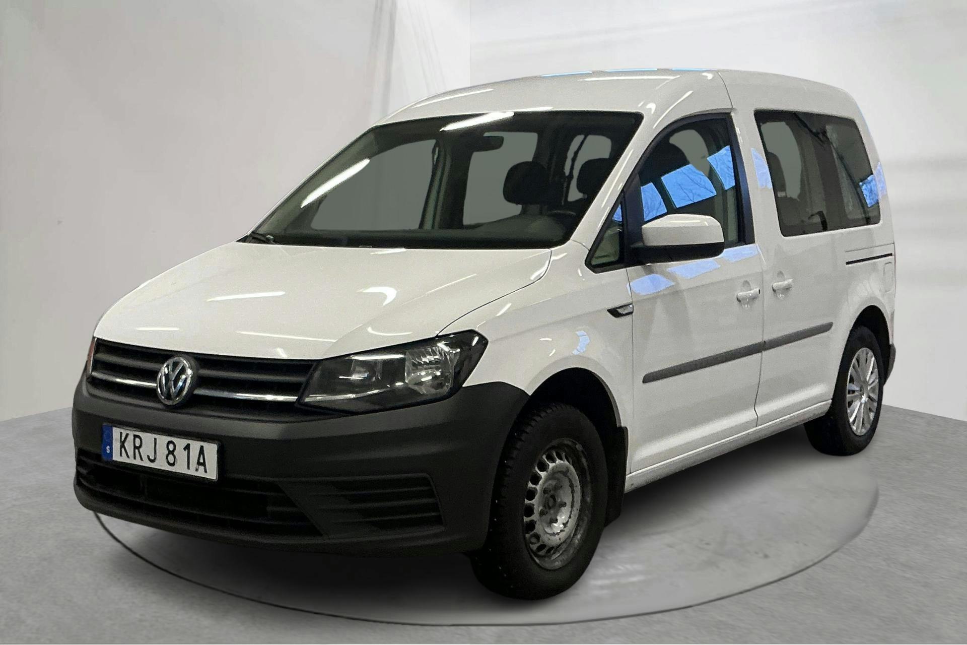 Esittelykuva 1 osoitteesta 16: VW Caddy Combi 2.0 TDI (102hk) - 261 010 km - Manuaalinen - valkoinen - 2020