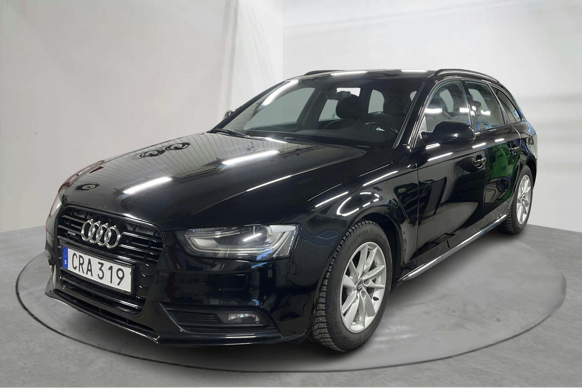 Præsentationsfoto 1 af 14: Audi A4 2.0 TDI clean diesel Avant quattro (190hk) - 179 510 kilometer - Salgsautomat - Sort - 2015