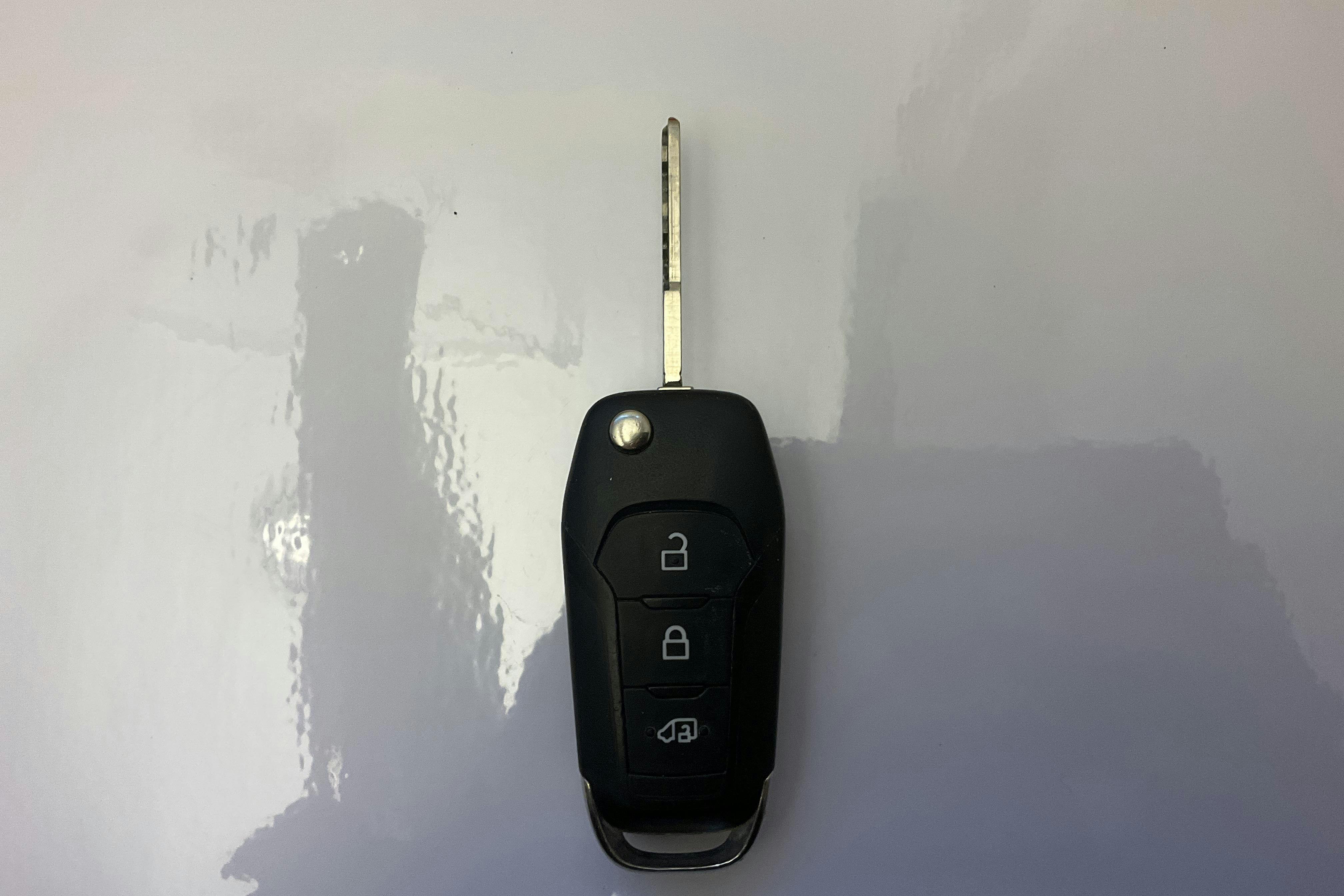 Præsentationsfoto 14 af 14: Ford Transit Connect 1.0T Ecoboost E85 (100hk) - 29 070 kilometer - Manuel - Sort - 2023