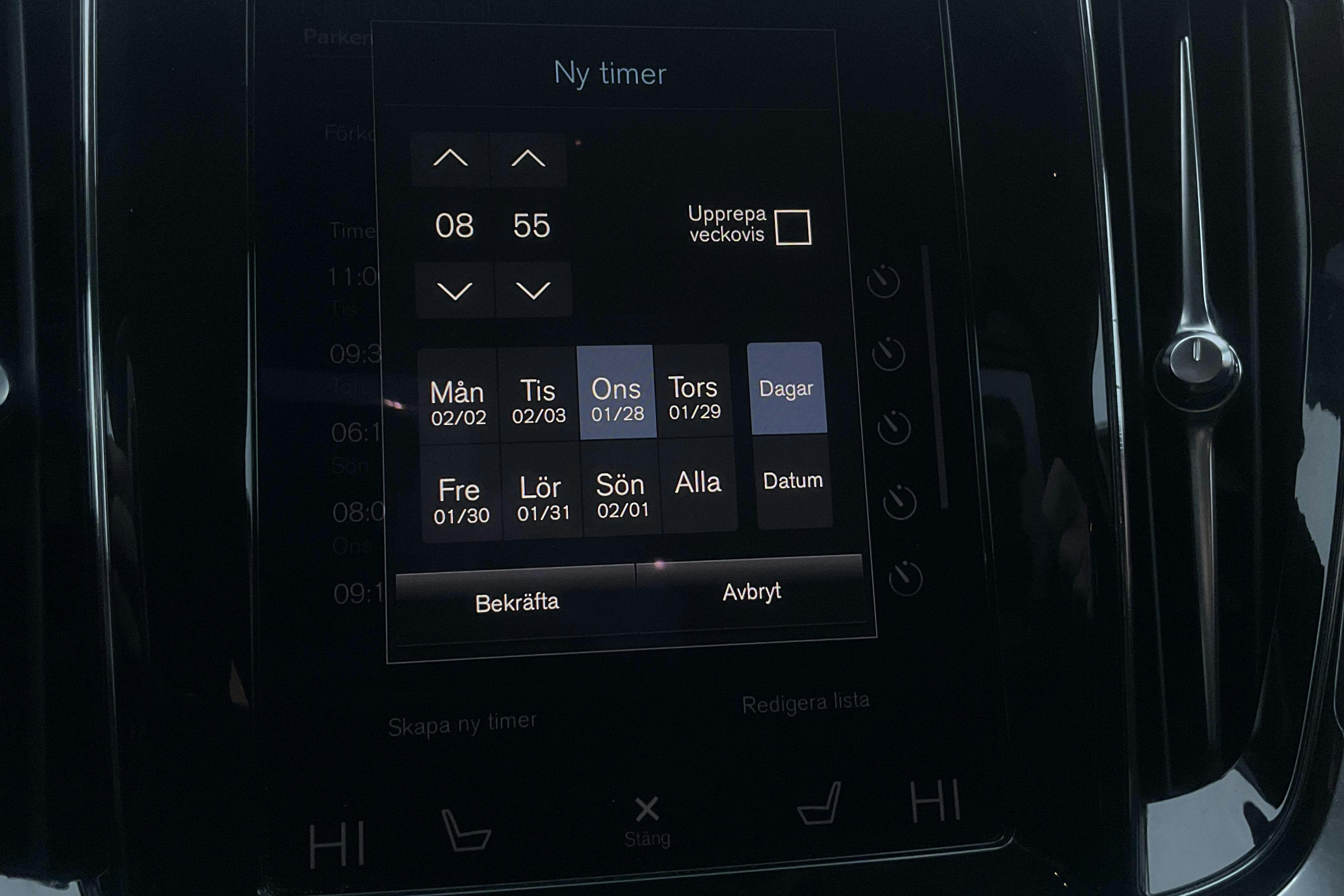 Presentationsfoto 18 av 18: Volvo V60 B4 Mildhybrid, Diesel (197hk) - 12 009 mil - Automat - grå - 2022