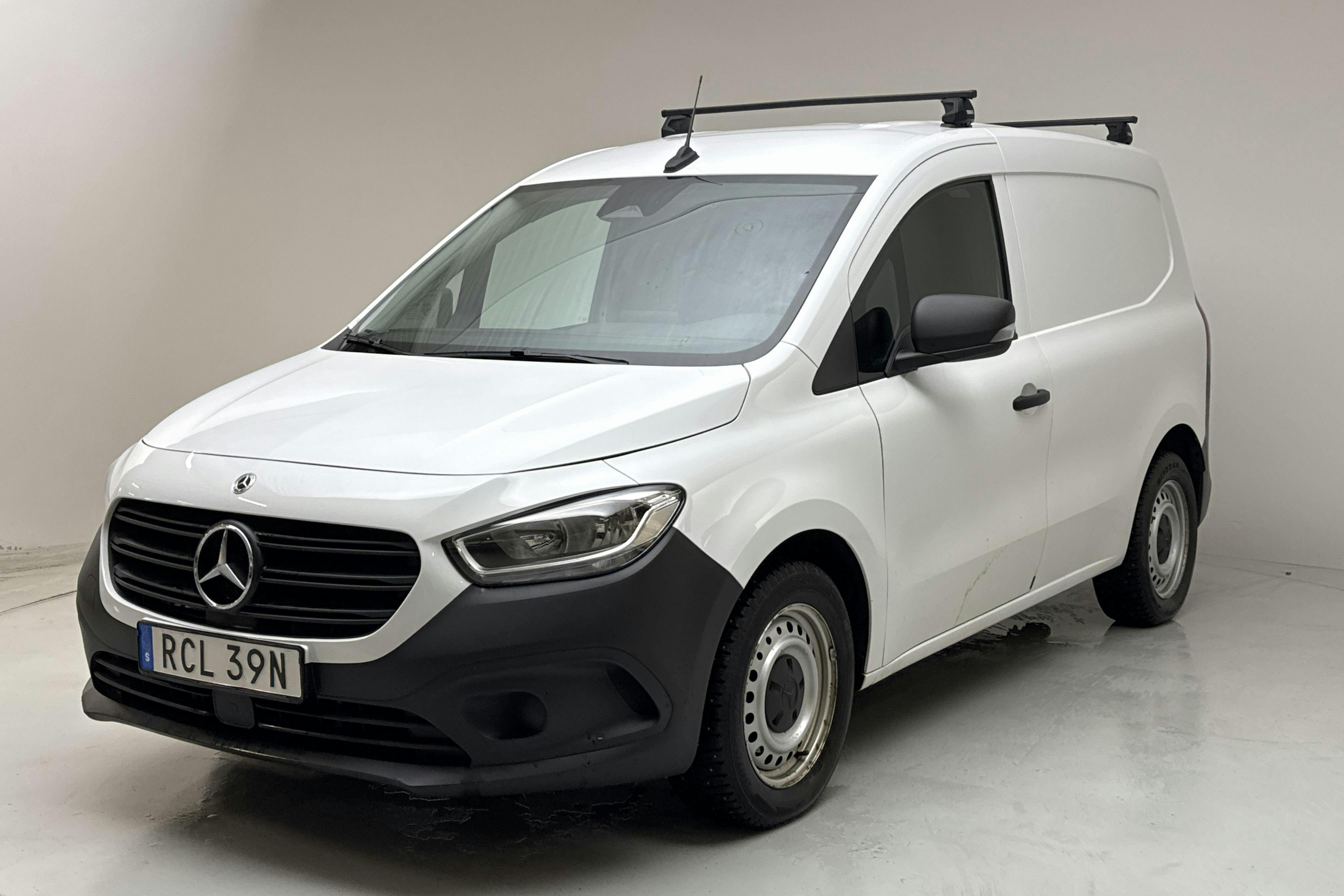 Presentationsfoto 1 av 14: Mercedes Citan 110 1.5 CDI (95hk) - 6 621 mil - Automat - vit - 2023