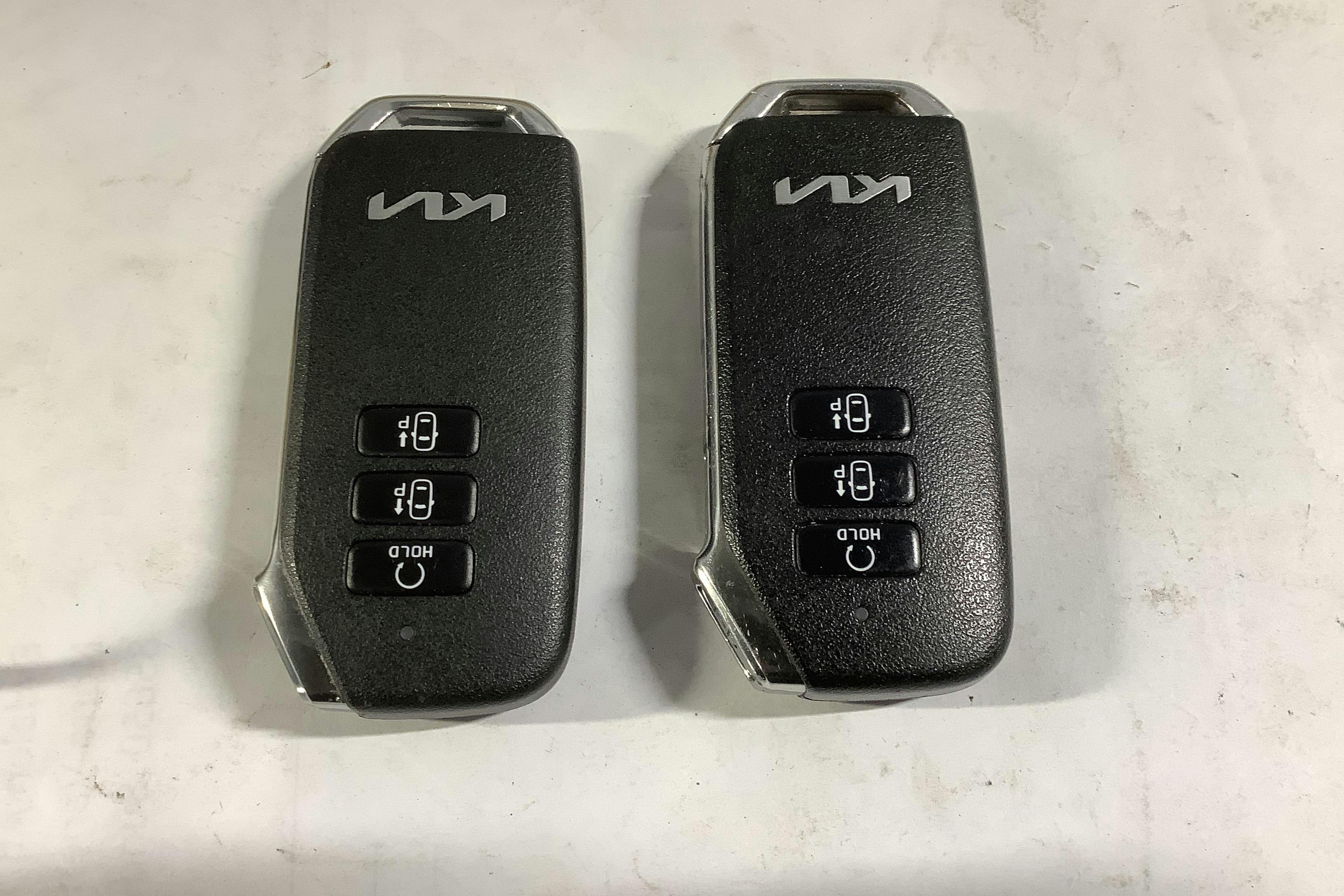 Presentationsfoto 23 av 23: KIA Sportage PHEV AWD (265hk) - 5 123 mil - Automat - svart - 2022