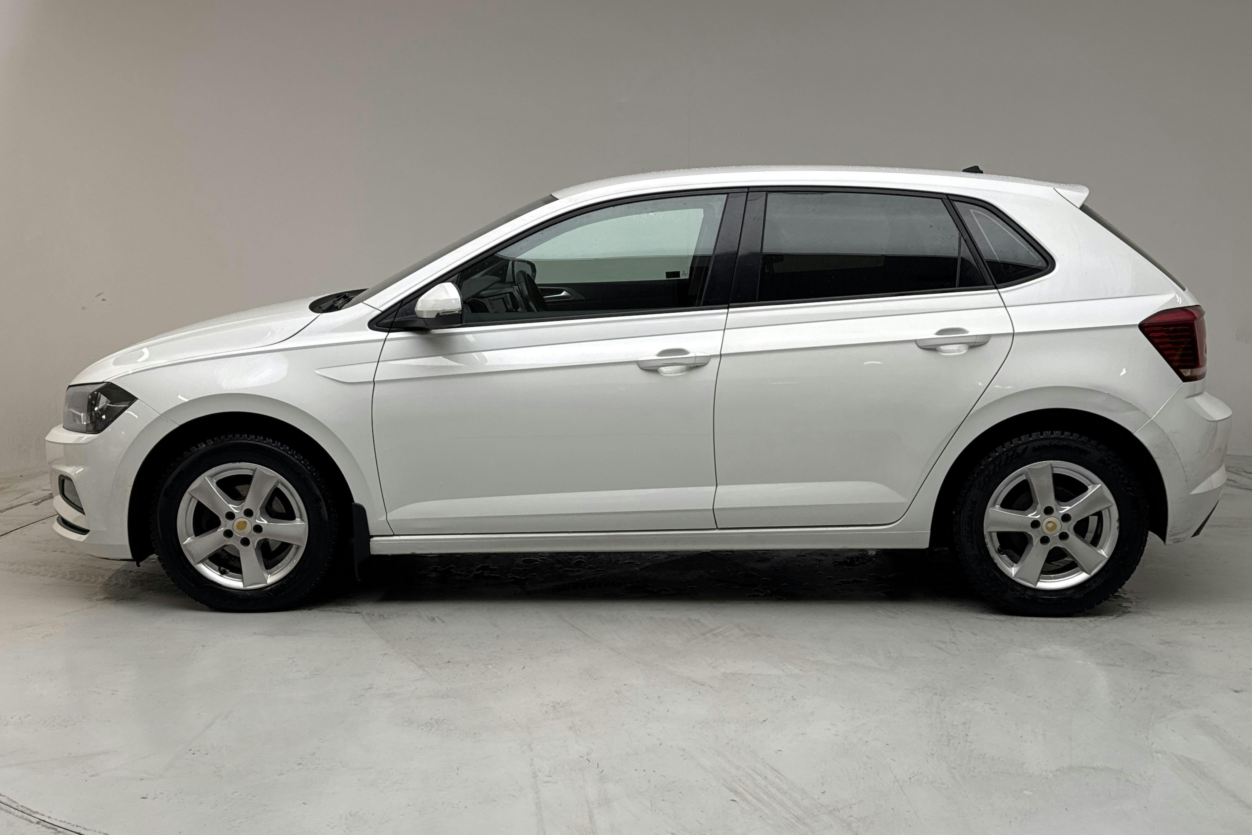 Presentation photo 2 of 12: VW Polo 1.0 TSI 5dr (95hk) - 146 290 km - Automatic - white - 2020