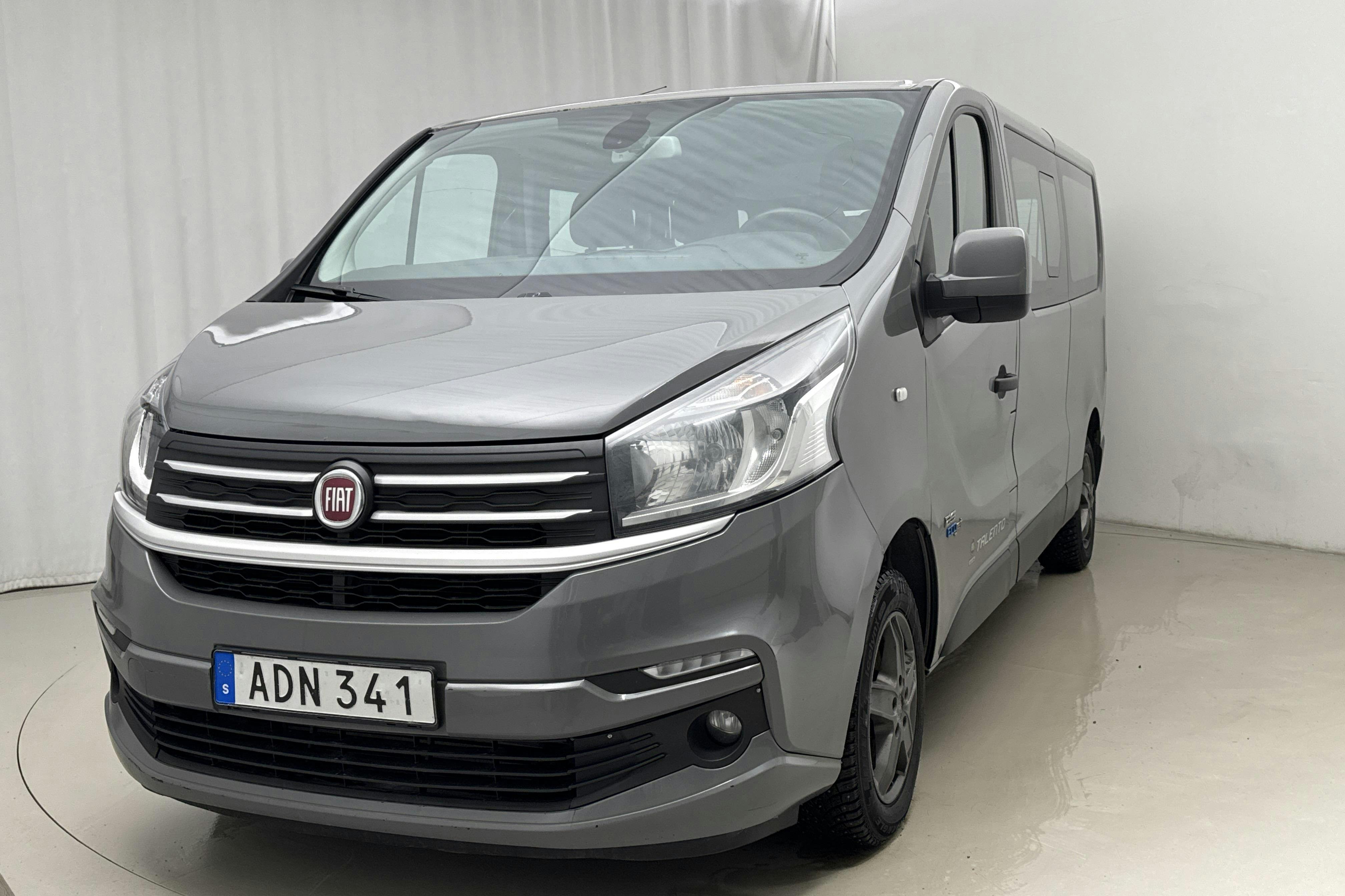 Presentation photo 1 of 12: Fiat Talento Kombi 1.6 EcoJet (125hk) - 281 400 km - Manual - gray - 2017