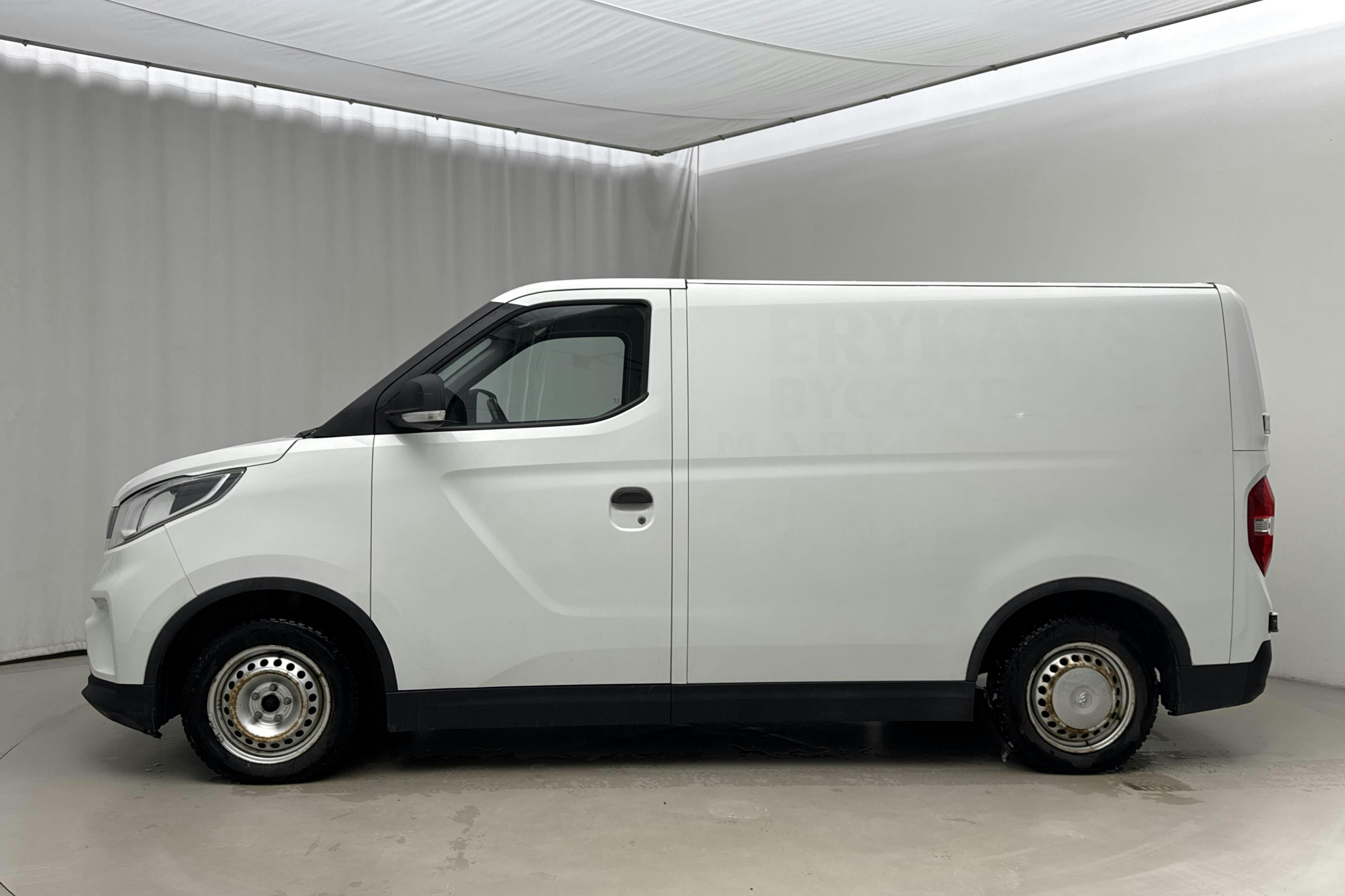 Presentationsfoto 2 av 12: Maxus e-Deliver 3 52.5kWh (122hk) - 9 614 mil - Automat - vit - 2020