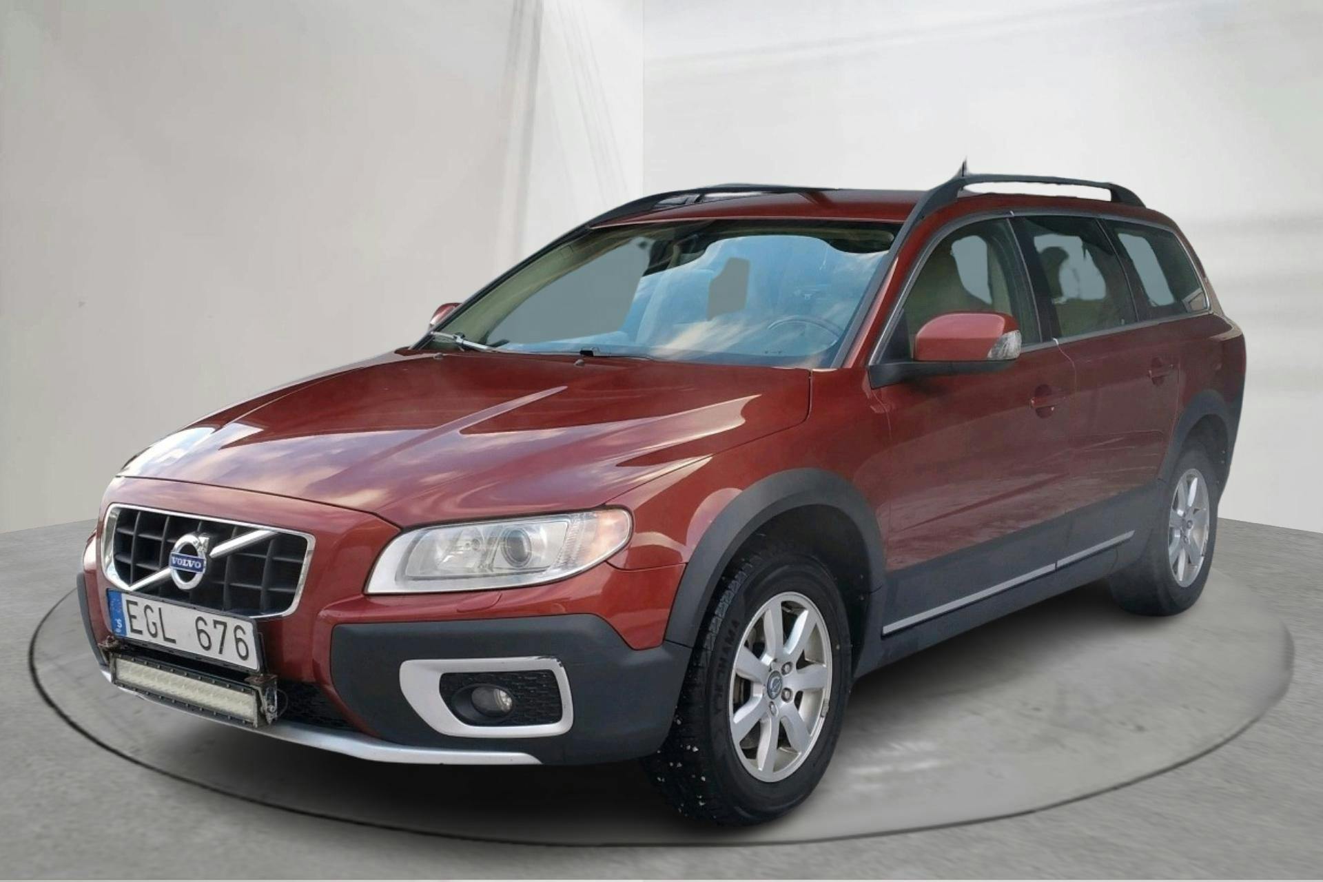 Præsentationsfoto 1 af 14: Volvo XC70 II D5 AWD (205hk) - 315 160 kilometer - Salgsautomat - Rød farve - 2011