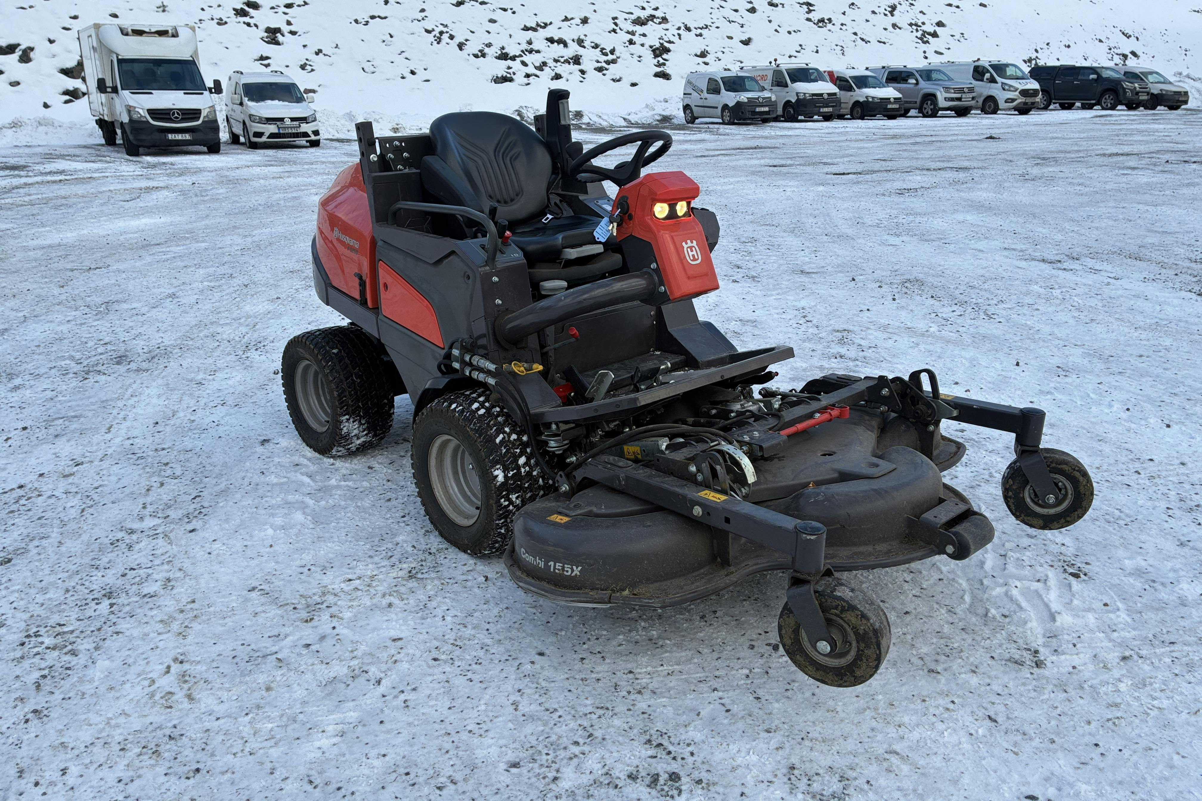 Presentationsfoto 2 av 82: Husqvarna P 525D -  - 2016