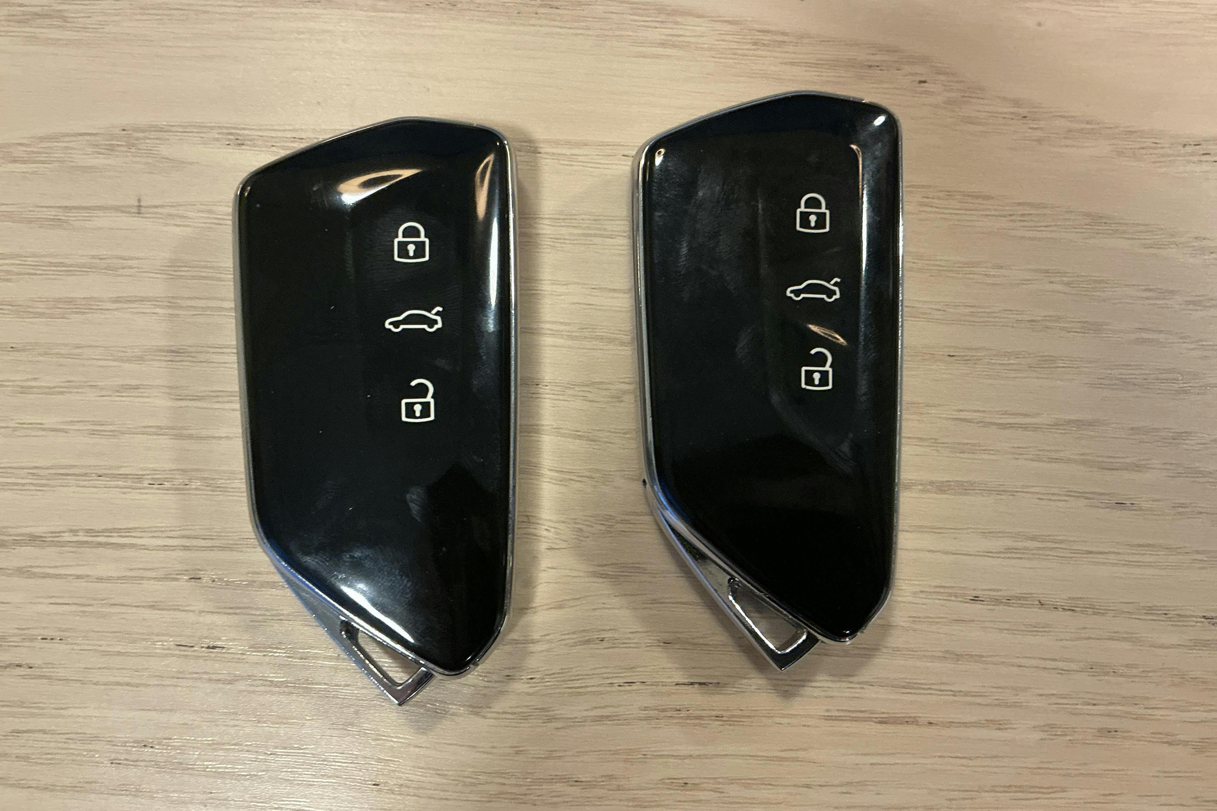 Præsentationsfoto 17 af 17: Skoda Enyaq iV 80 (204hk) - 73 080 kilometer - Salgsautomat - Sort - 2022