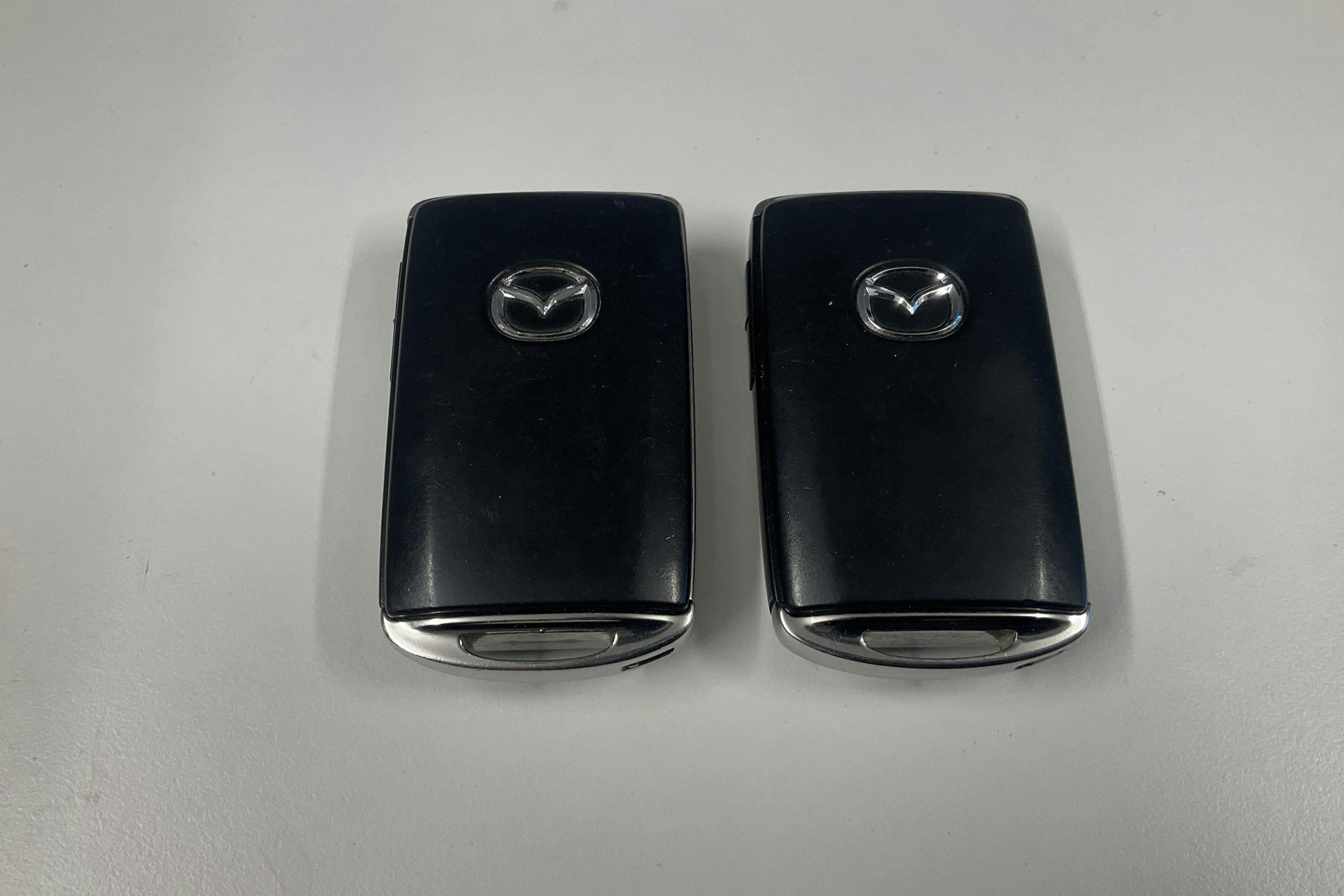 Præsentationsfoto 20 af 20: Mazda MX-30 e-Skyactiv (145hk) - 43 610 kilometer - Salgsautomat - grå - 2021