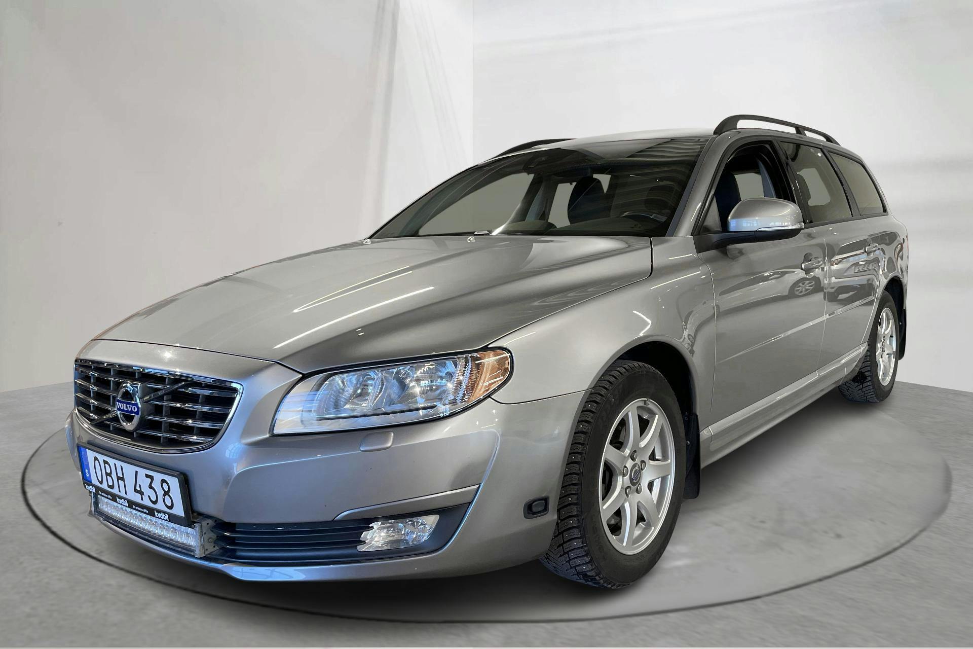 Presentation photo 1 of 15: Volvo V70 II T4 (180hk) - 168 810 km - Manual - Light Brown - 2014