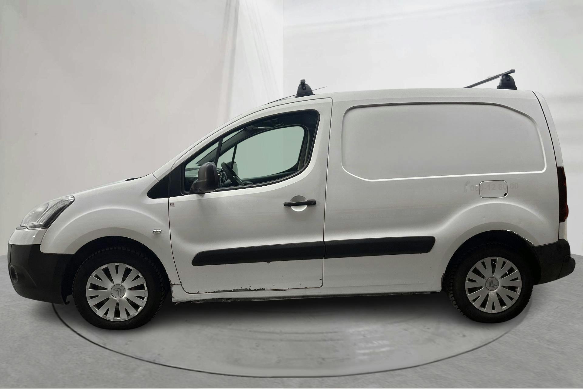 Præsentationsfoto 2 af 12: Citroën Berlingo III 1.6 HDi Skåp (90hk) - 180 710 kilometer - Manuel - Hvid - 2014