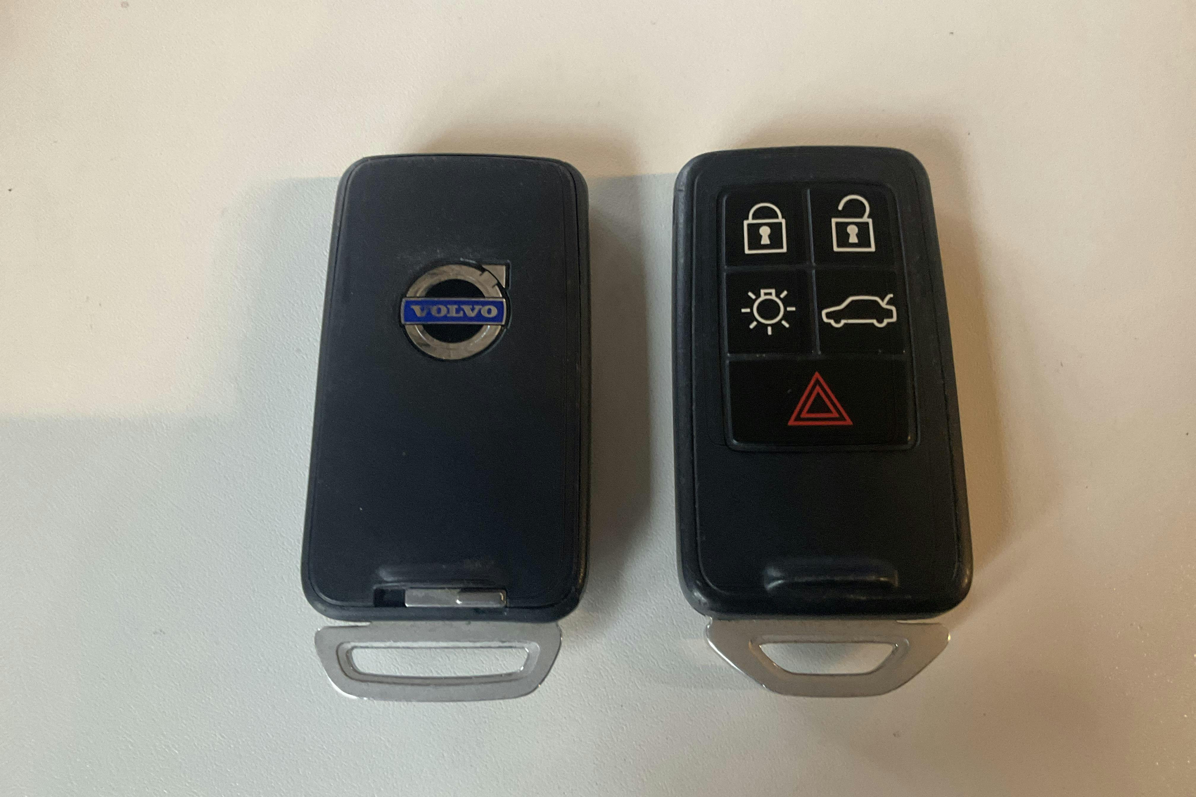 Præsentationsfoto 17 af 17: Volvo S60 T5 (245hk) - 159 510 kilometer - Salgsautomat - Rød farve - 2015