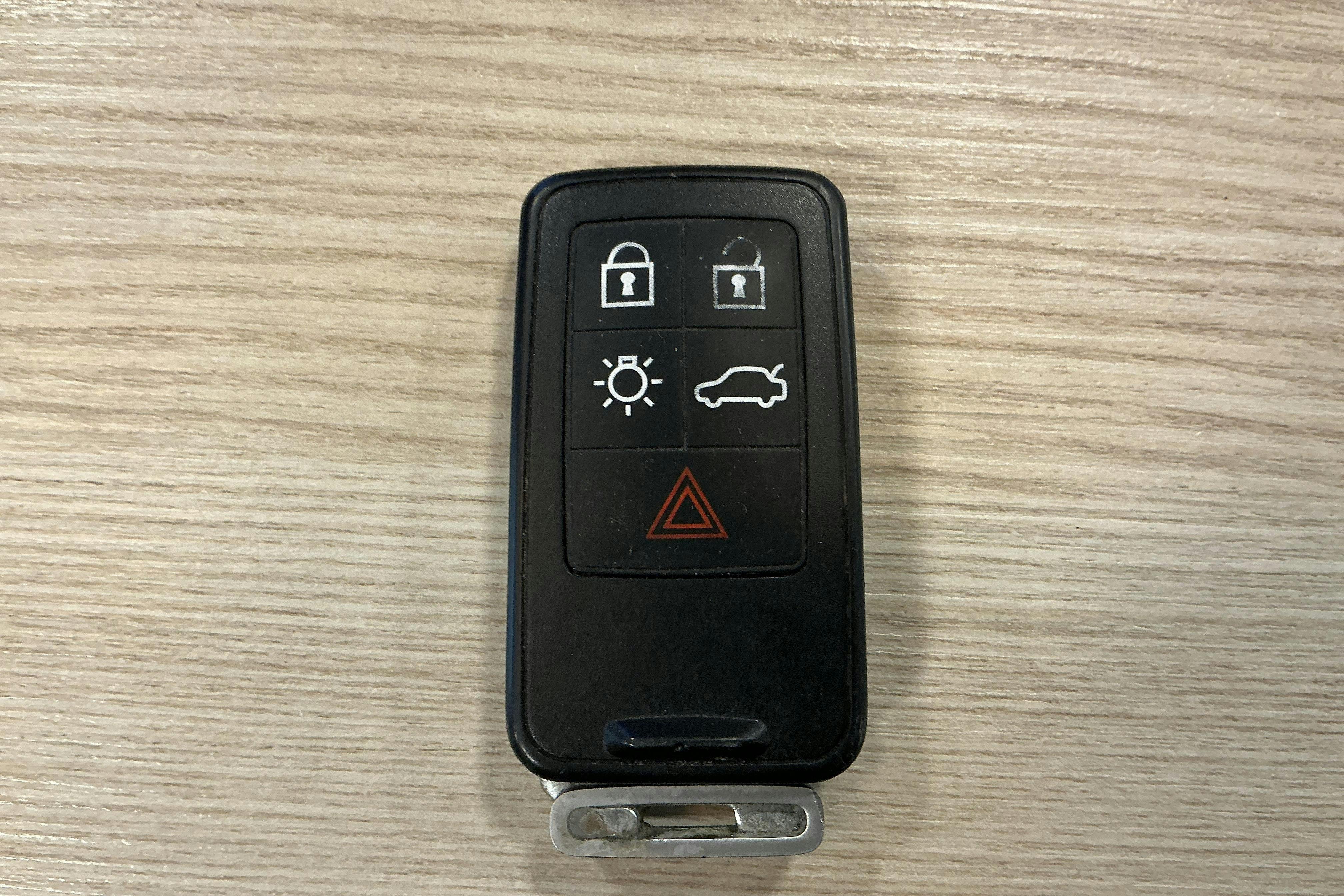 Presentation photo 14 of 14: Volvo B + V70 - 280 620 km - Automatic - Light Grey - 2011