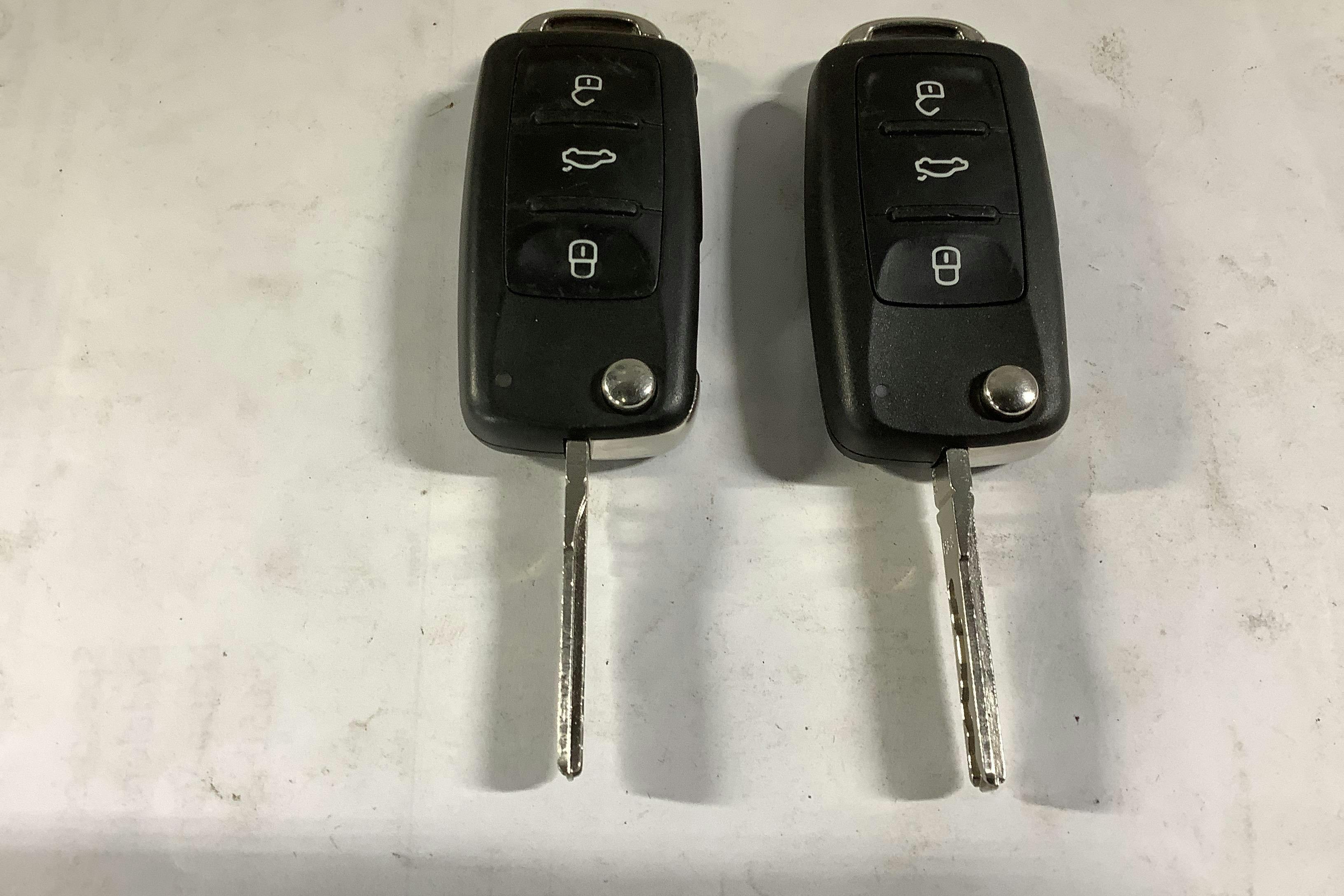 Presentationsfoto 15 av 15: VW Caddy Maxi Life 1.4 TGI (110hk) - 1 814 mil - Automat - svart - 2019