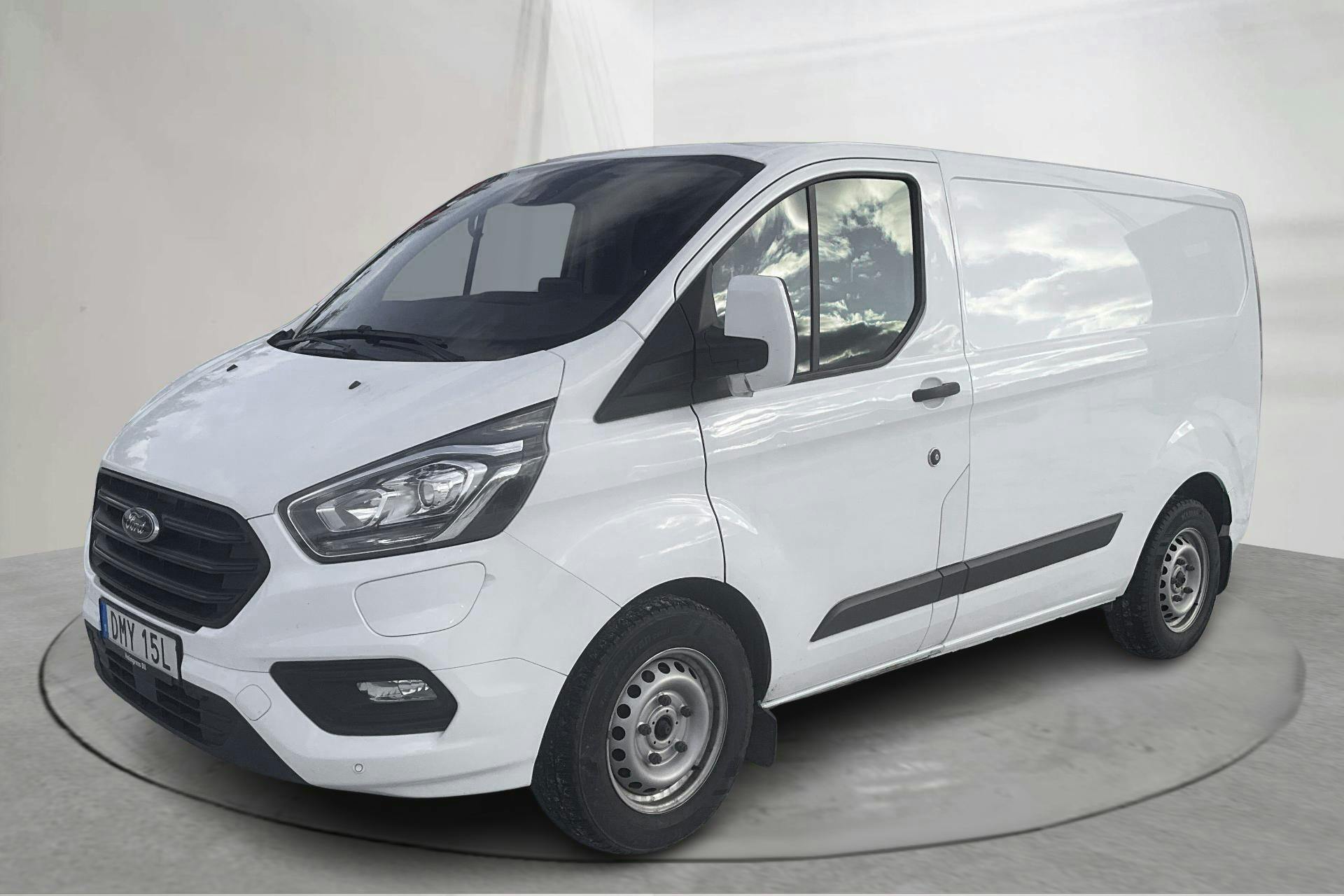 Presentationsfoto 1 av 15: Ford Transit Custom 340 PHEV (120hk) - 4 149 mil - Automat - vit - 2021