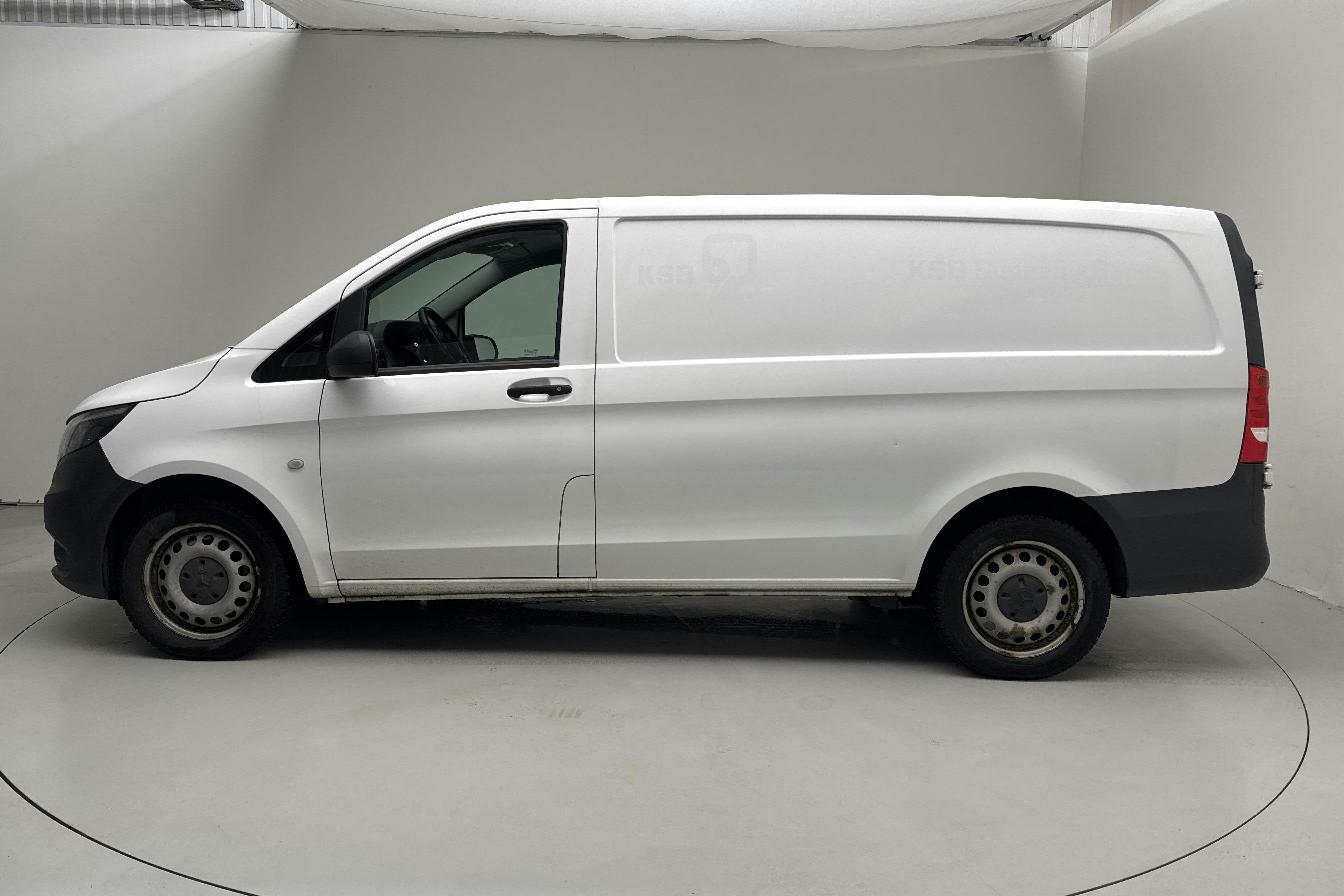 Presentation photo 2 of 15: Mercedes Vito 116 CDI 4MATIC W640 (163hk) - 141 050 km - Automatic - white - 2020