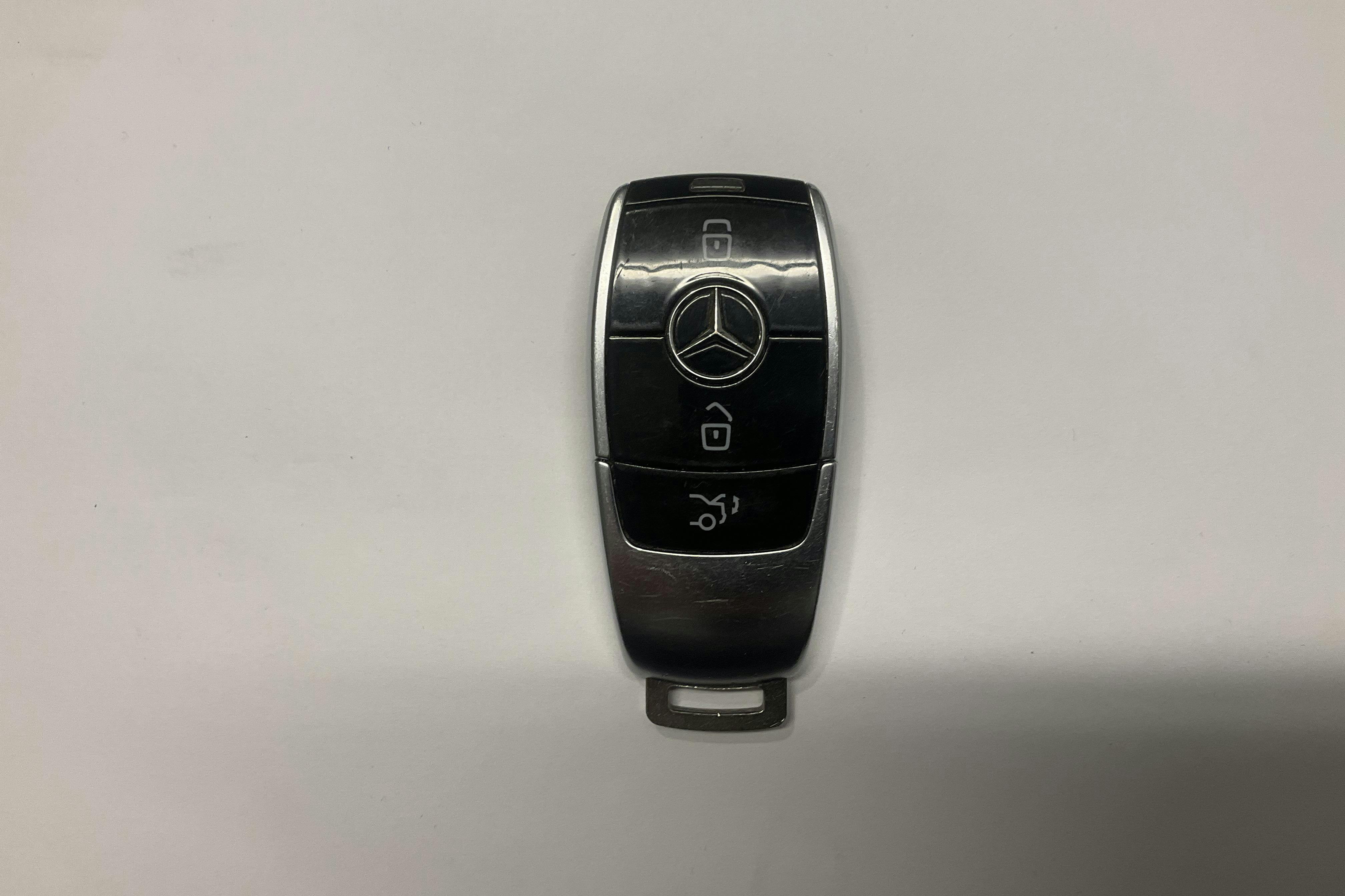 Presentationsfoto 16 av 16: Mercedes E 300 de Sedan 4MATIC W213 (306hk) - 6 214 mil - Automat - svart - 2023