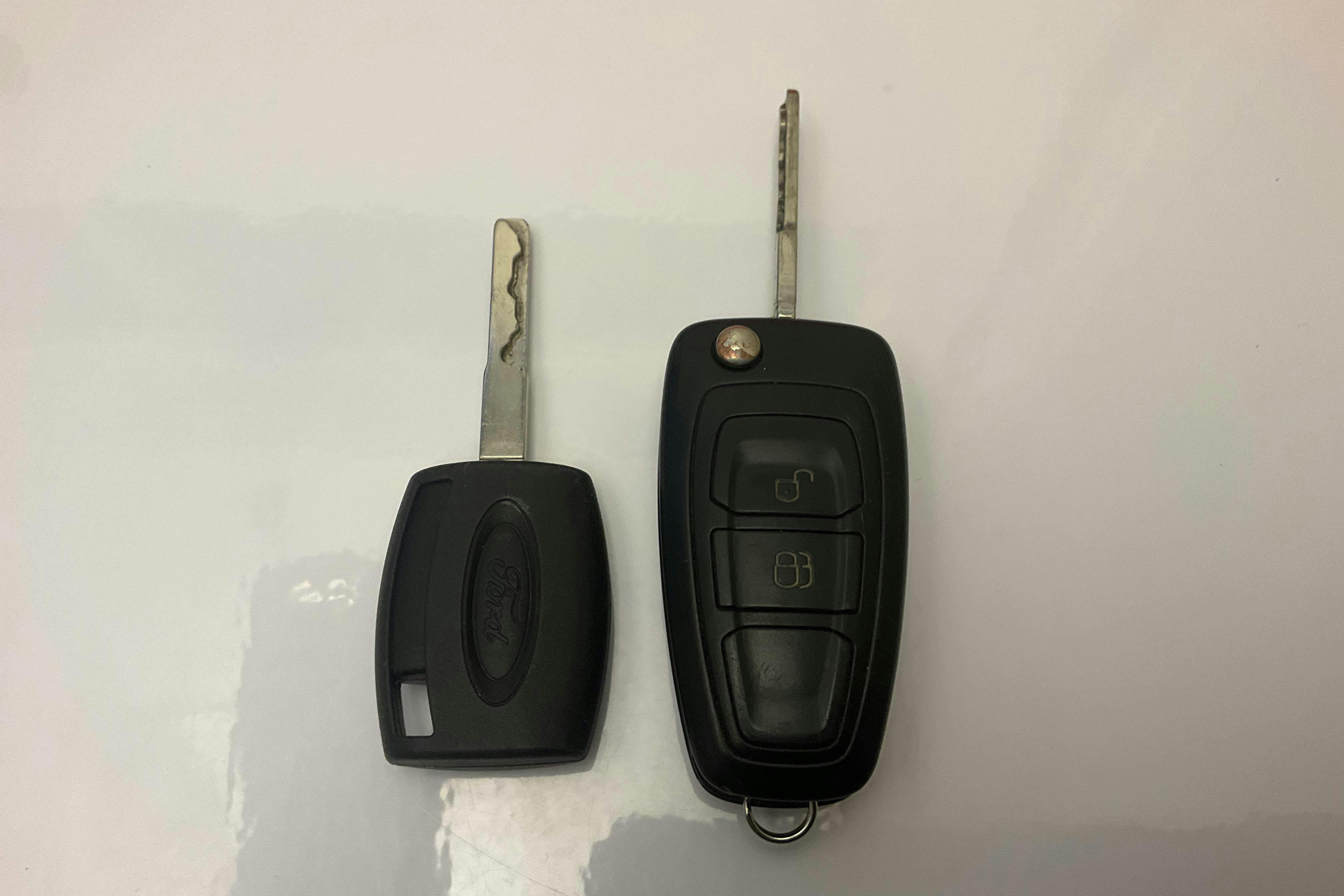 Presentation photo 13 of 13: Ford Ranger 2.2 TDCi 4WD (150hk) - 163 960 km - Automatic - white - 2013