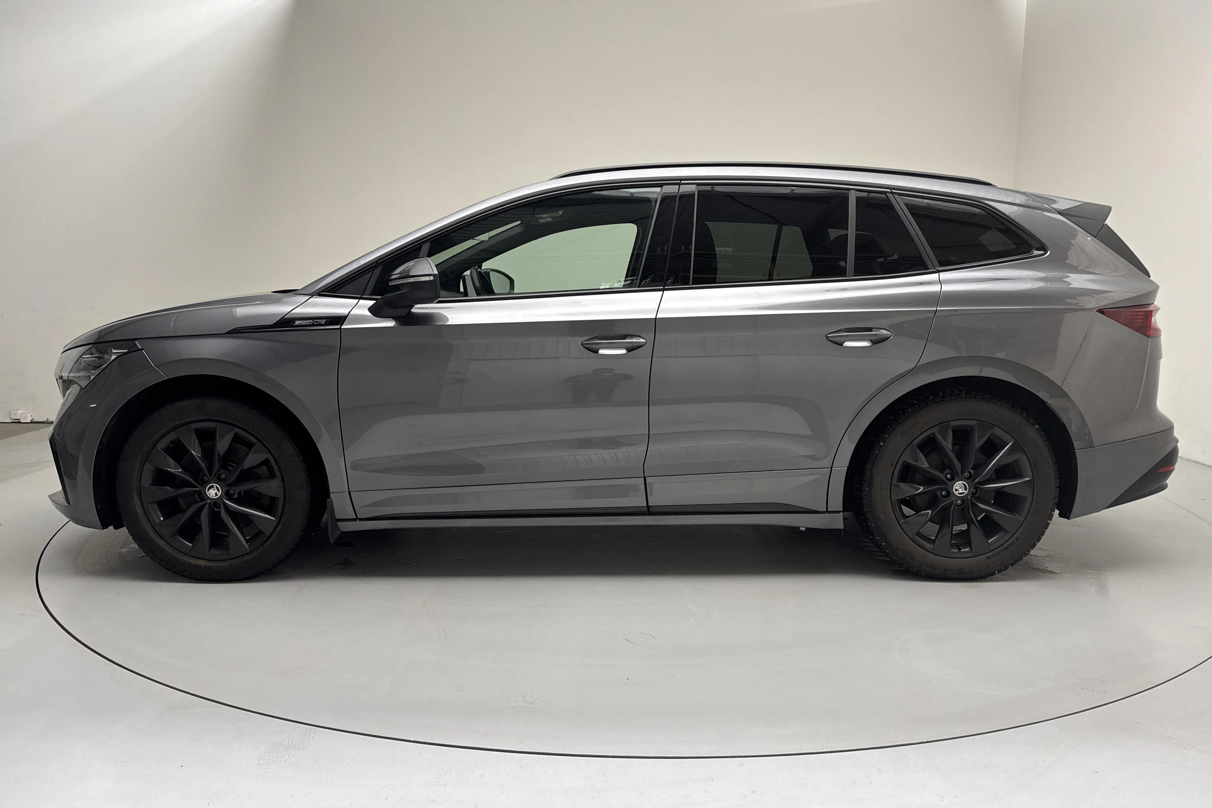 Presentation photo 2 of 17: Skoda Enyaq iV 80x (265hk) - 93 940 km - Automatic - gray - 2023