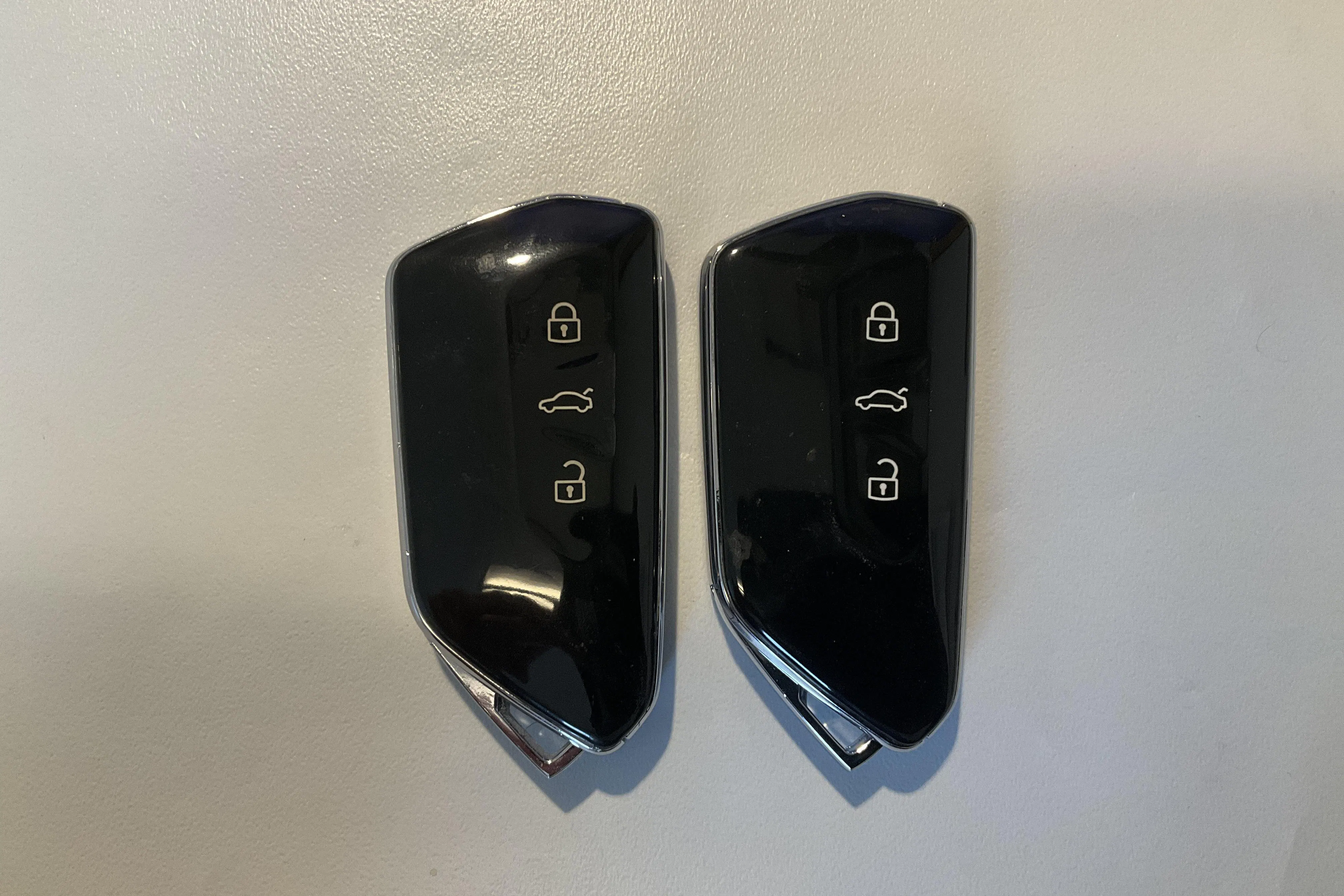 Presentation photo 17 of 17: Skoda Enyaq iV 80x (265hk) - 93 940 km - Automatic - gray - 2023