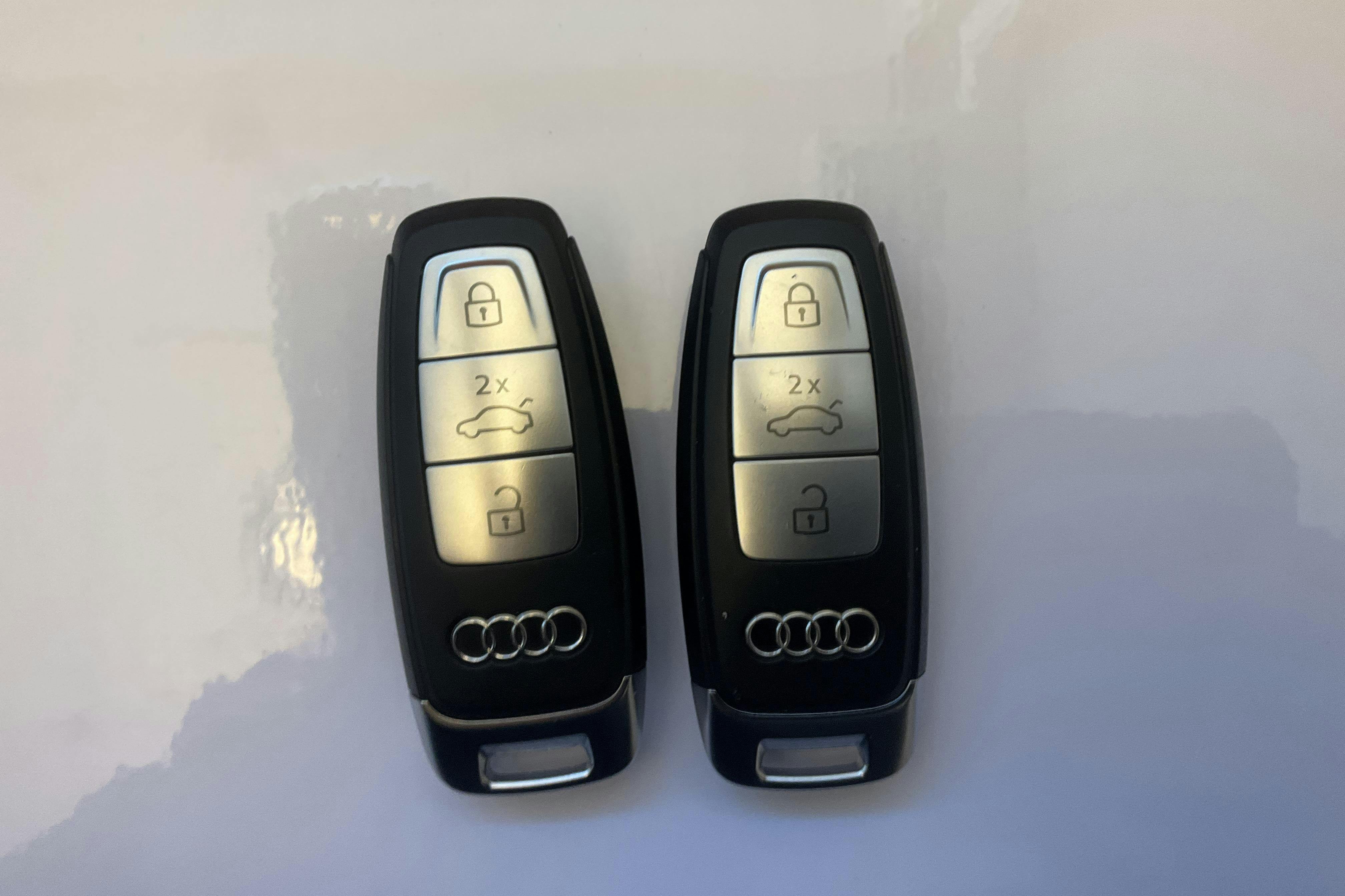 Presentation photo 20 of 20: Audi A6 Avant 55 TFSI e quattro (367hk) - 65 640 km - Automatic - gray - 2023