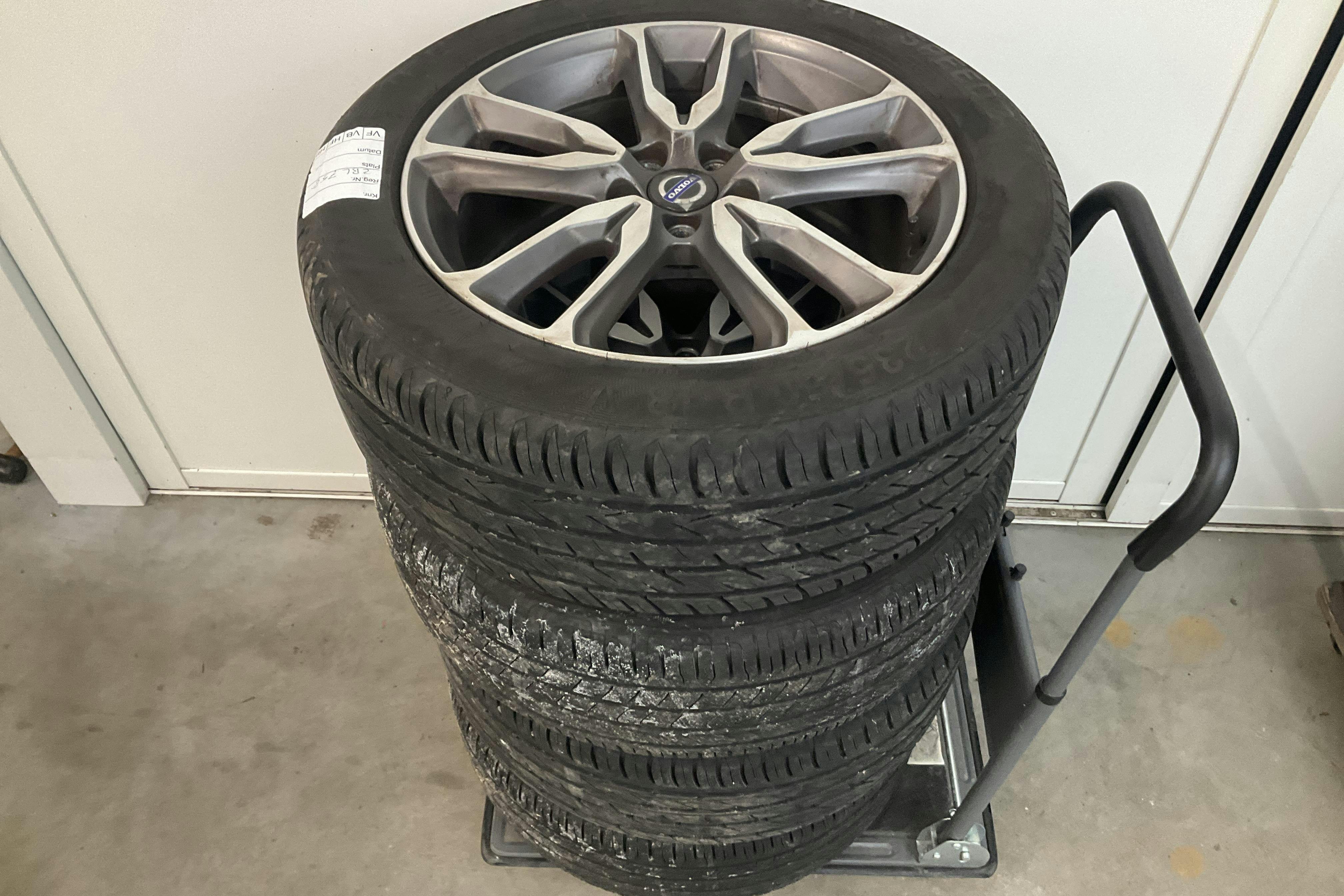 Präsentationsfoto 13 von 13: Volvo V60 D3 Cross Country (150hk) - 200 830 Kilometer - Verkaufsautomat - Weiß - 2018