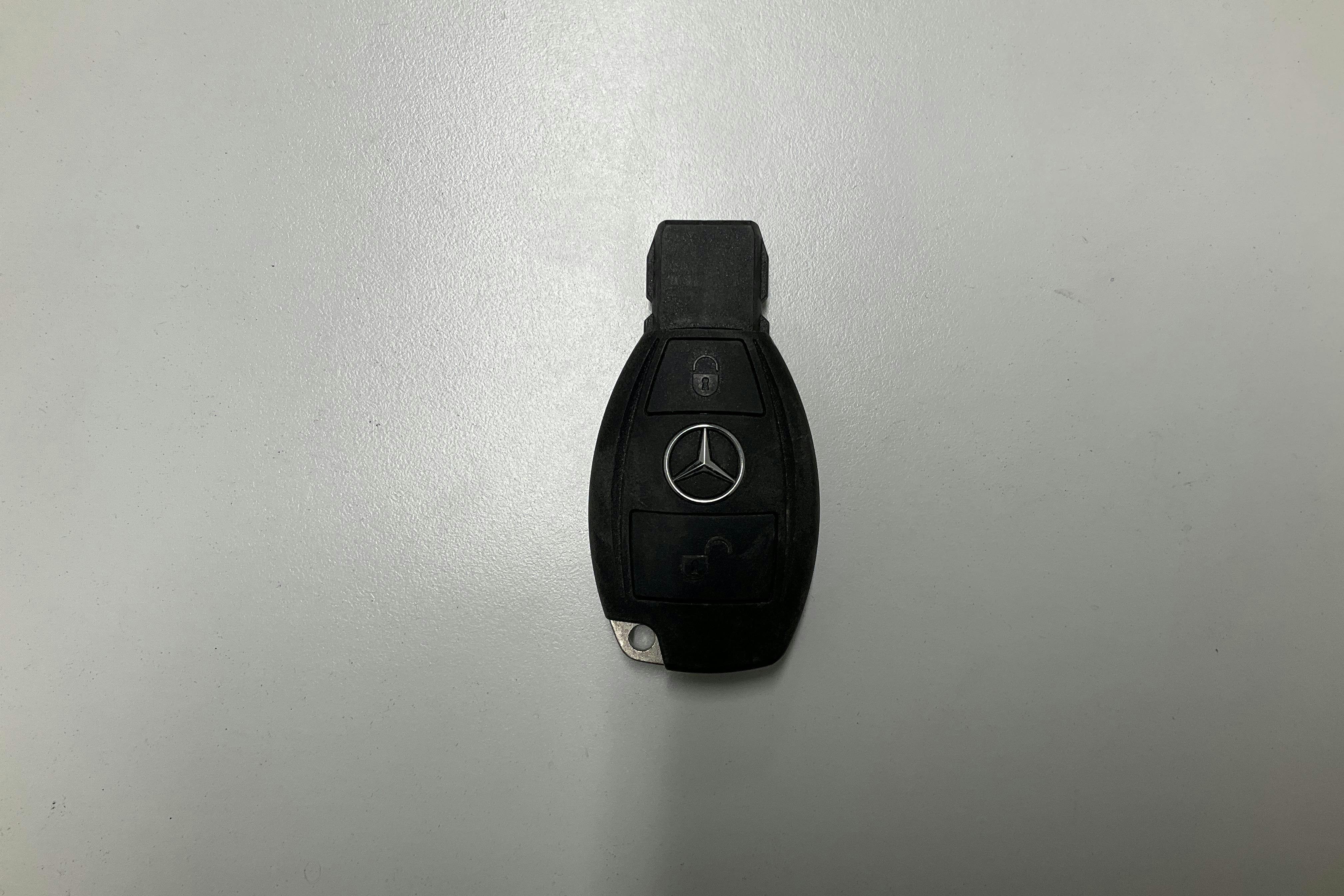 Presentation photo 11 of 11: Mercedes Sprinter 316 CDI Pickup/Chassi 4x4 (163hk) - 319 220 km - Automatic - white - 2013