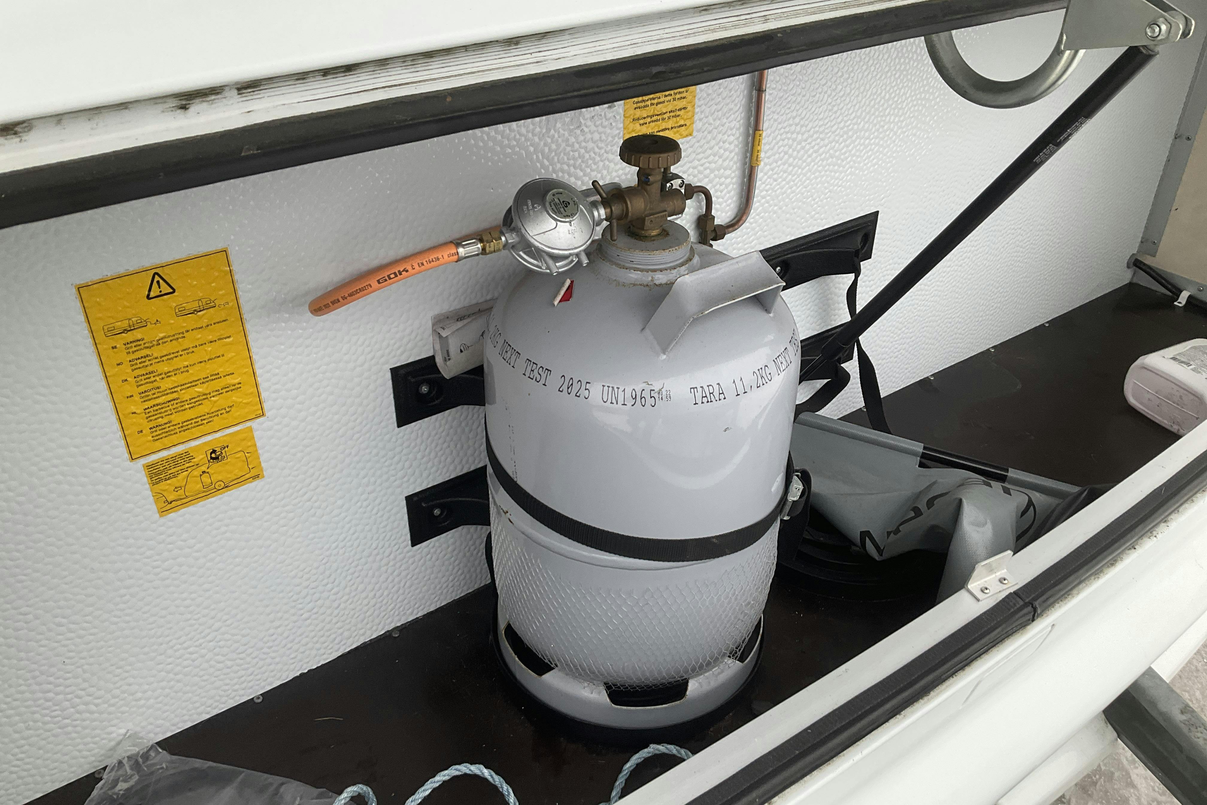 Presentation photo 26 of 26: KABE SAFIR XL KS Husvagn med AC - 0 km - white - 2008