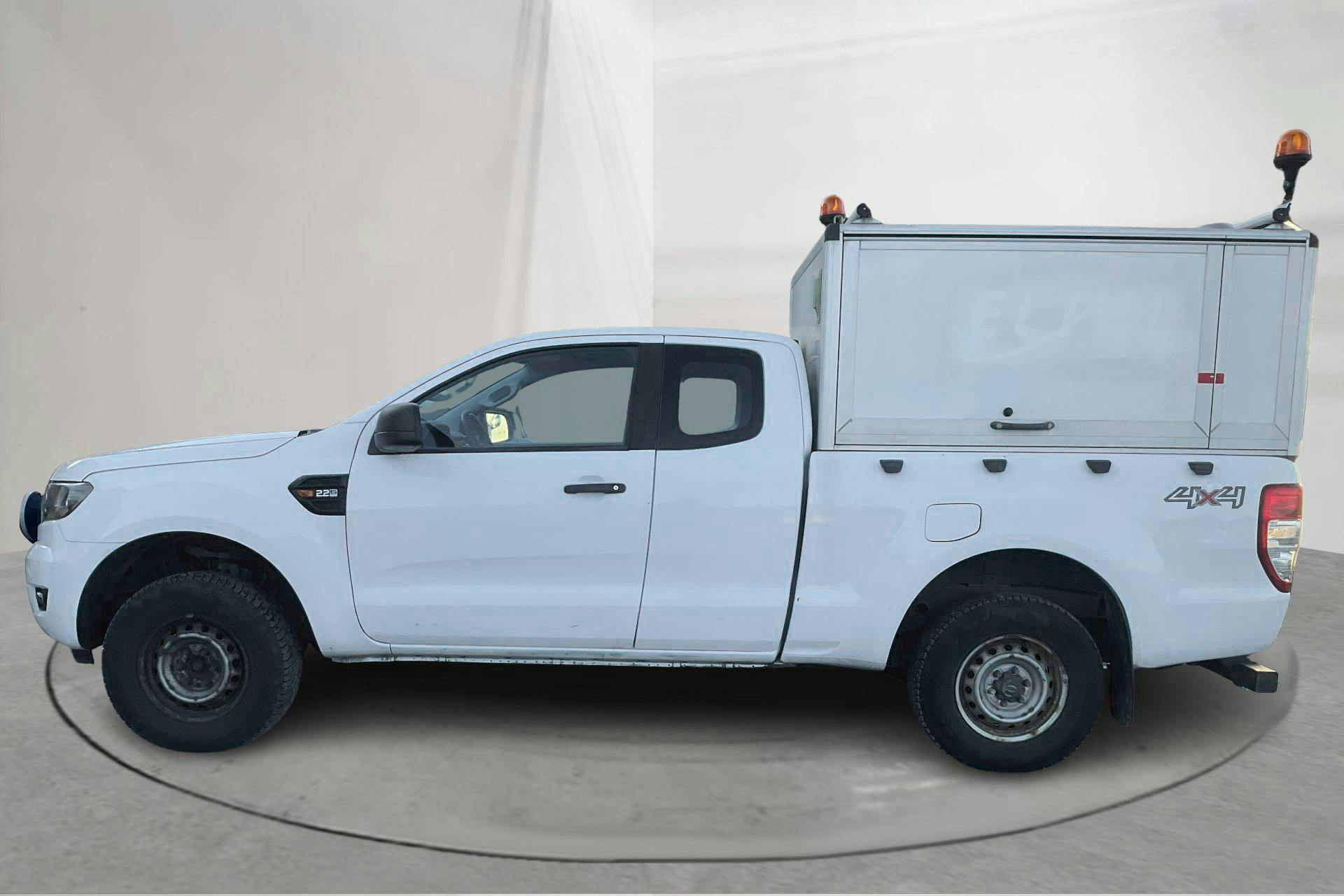 Presentationsfoto 2 av 13: Ford Ranger 2.2 TDCi 4WD (160hk) - 13 192 mil - Manuell - vit - 2018