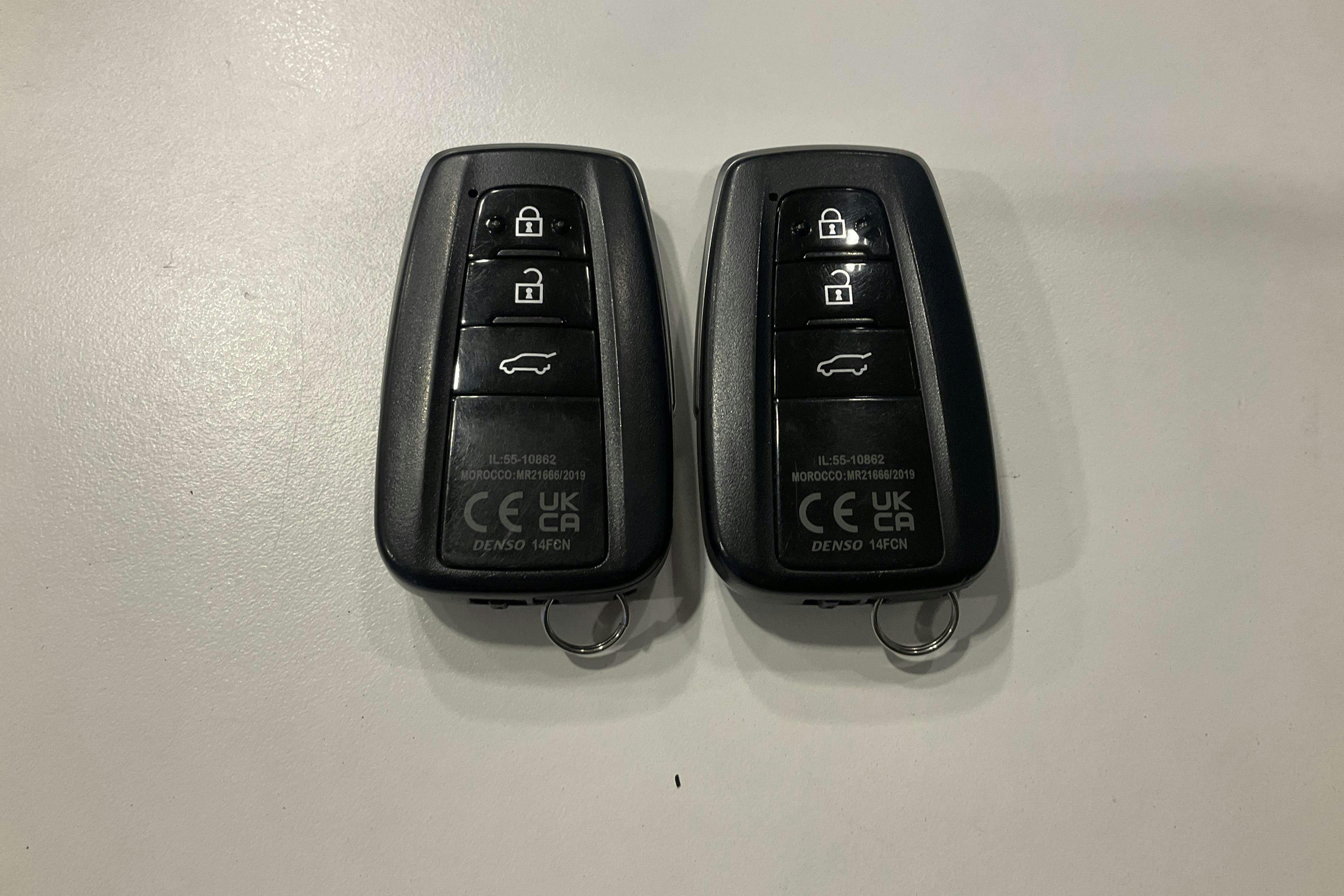 Presentationsfoto 16 av 16: Toyota Land Cruiser 150 2.8 D-4D (204hk) - 4 338 mil - Automat - Dark Grey - 2023