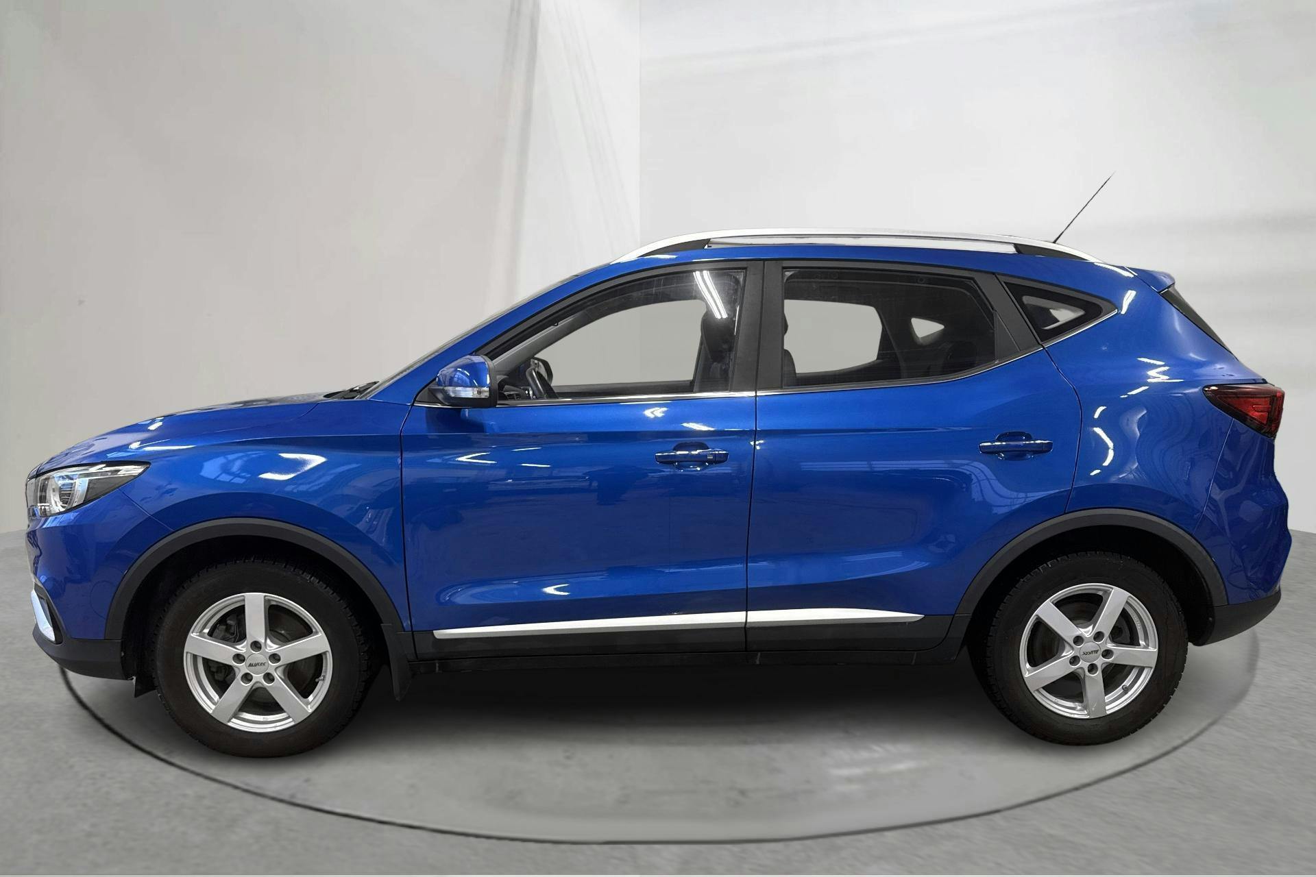 Presentationsfoto 2 av 18: MG ZS EV (143hk) - 3 505 mil - Automat - blå - 2020