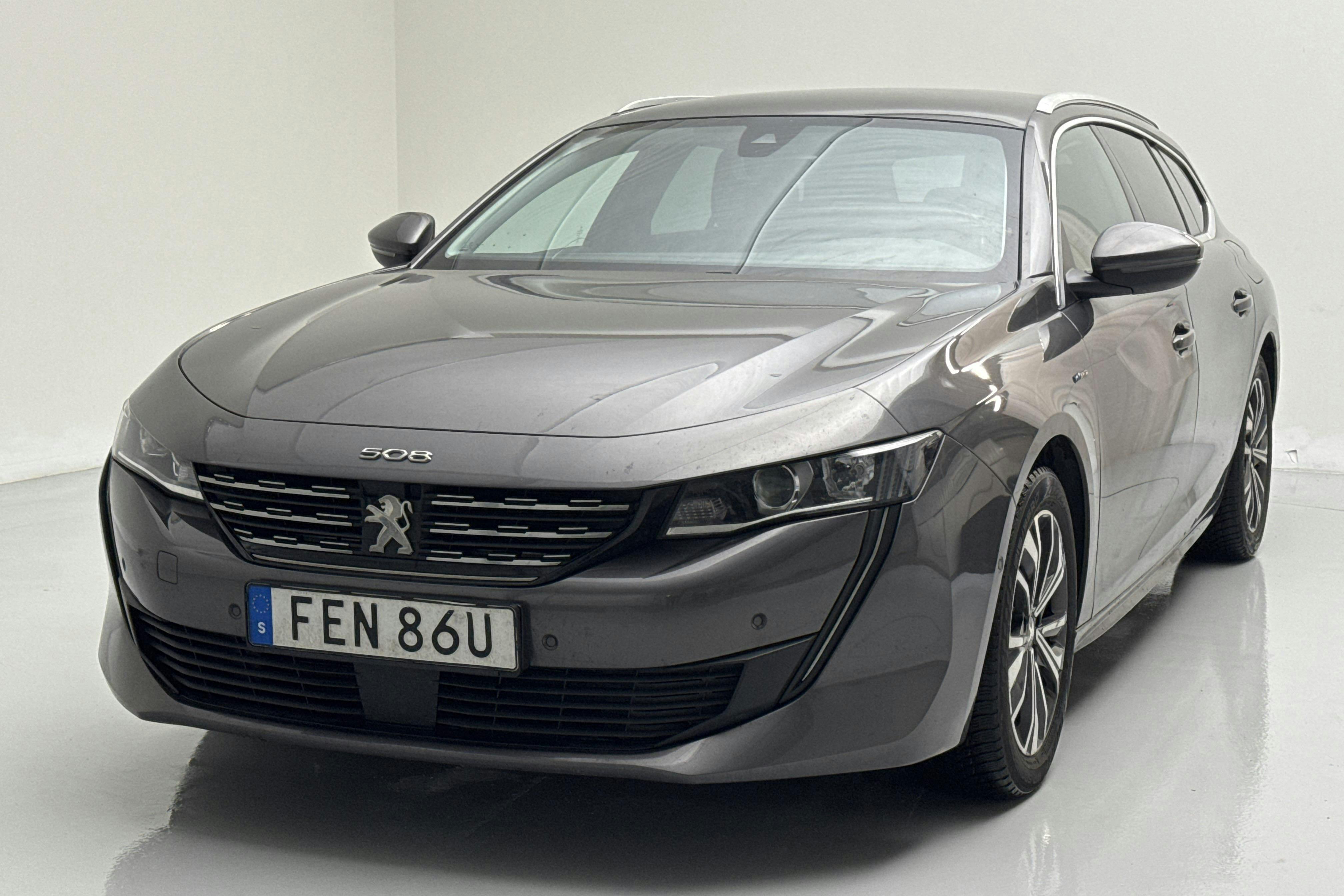 Presentationsfoto 1 av 17: Peugeot 508 1.6 Hybrid SW (225hk) - 6 141 mil - Automat - grå - 2021