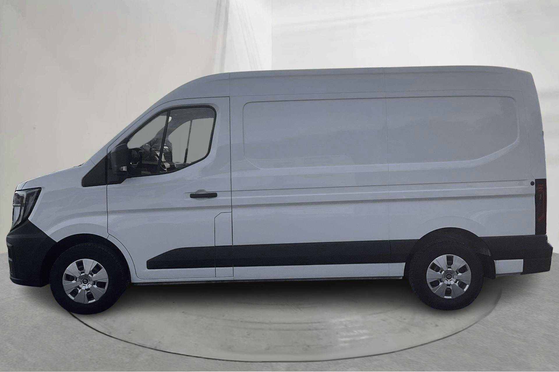 Præsentationsfoto 2 af 15: Renault Master 2.0 dCi 2WD (150hk) - 40 290 kilometer - Salgsautomat - Hvid - 2025