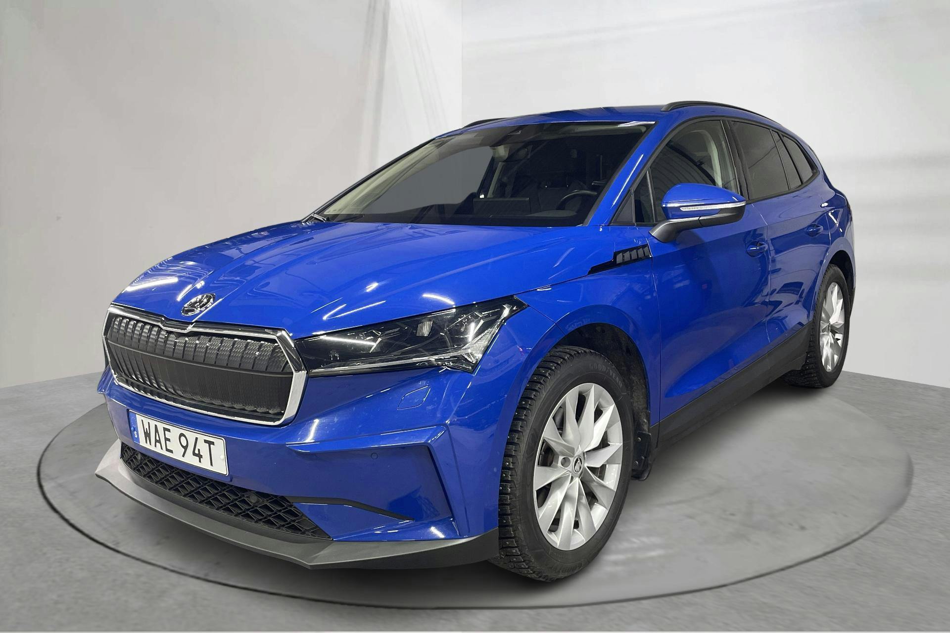 Presentationsfoto 1 av 21: Skoda Enyaq iV 60 (180hk) - 7 415 mil - Automat - blå - 2023