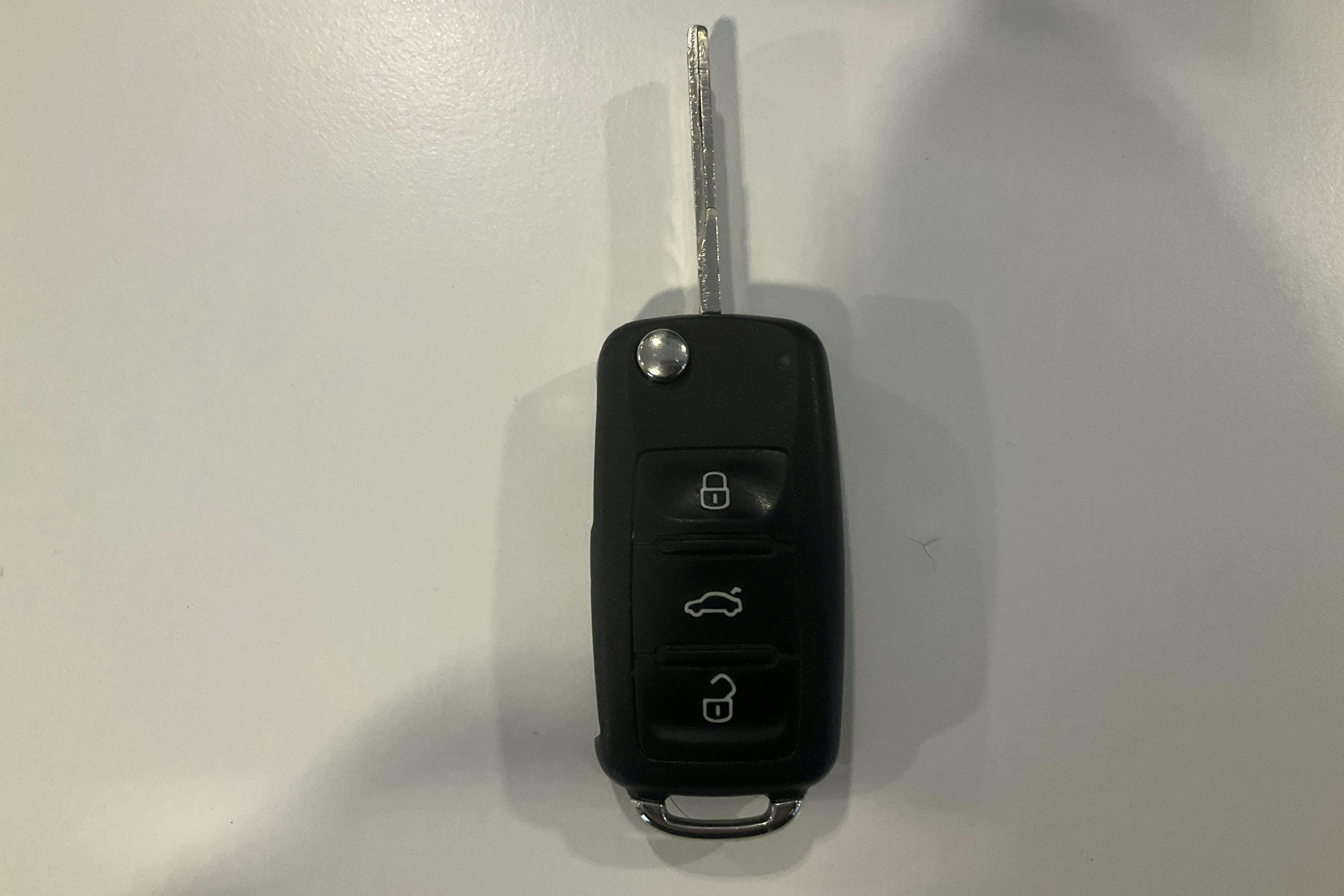 Presentation photo 12 of 12: VW Polo 1.4 5dr (85hk) - 175 540 km - Manual - white - 2010