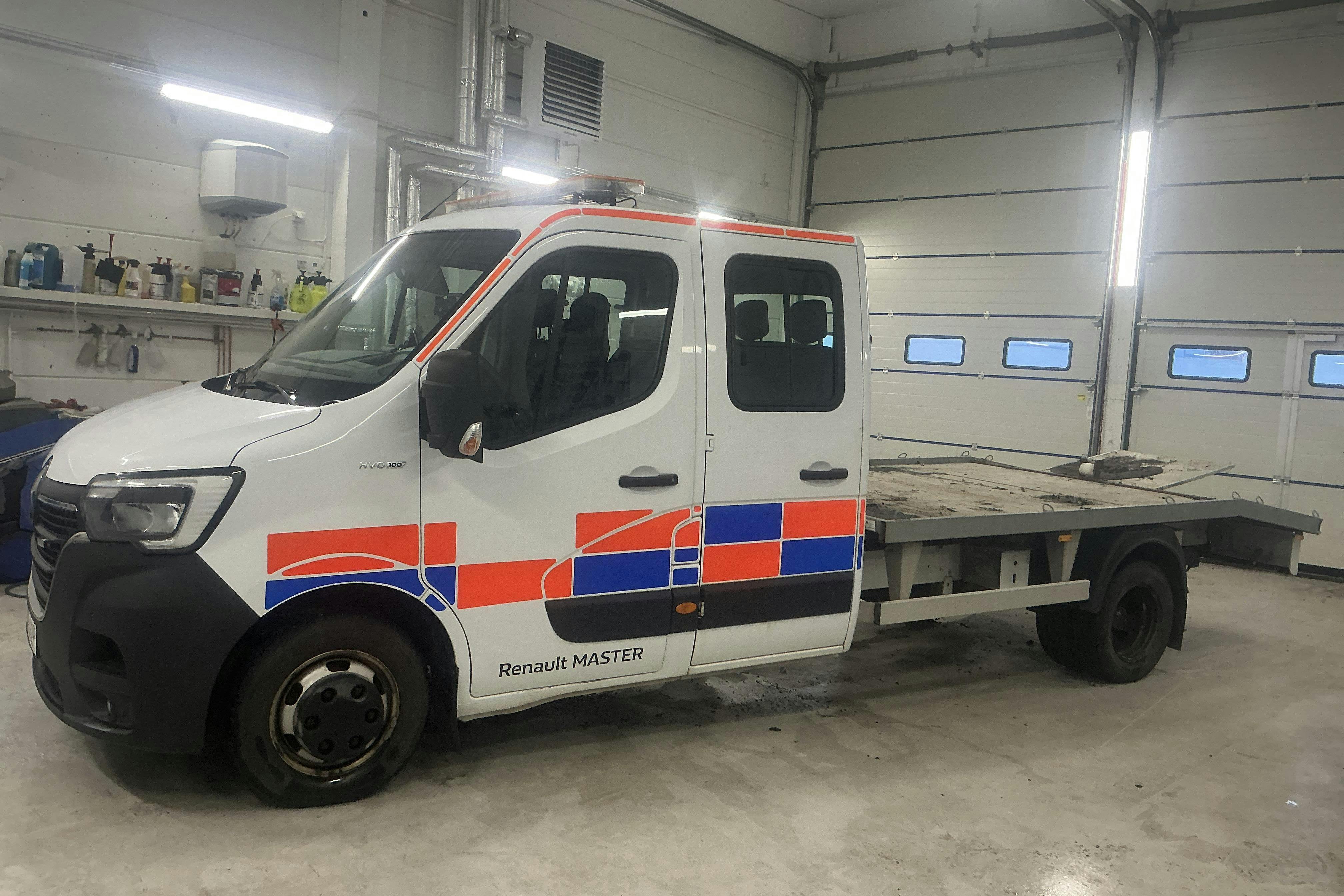 Presentationsfoto 2 av 31: RENAULT MASTER - 69 308 km - Manuell - vit - 2020