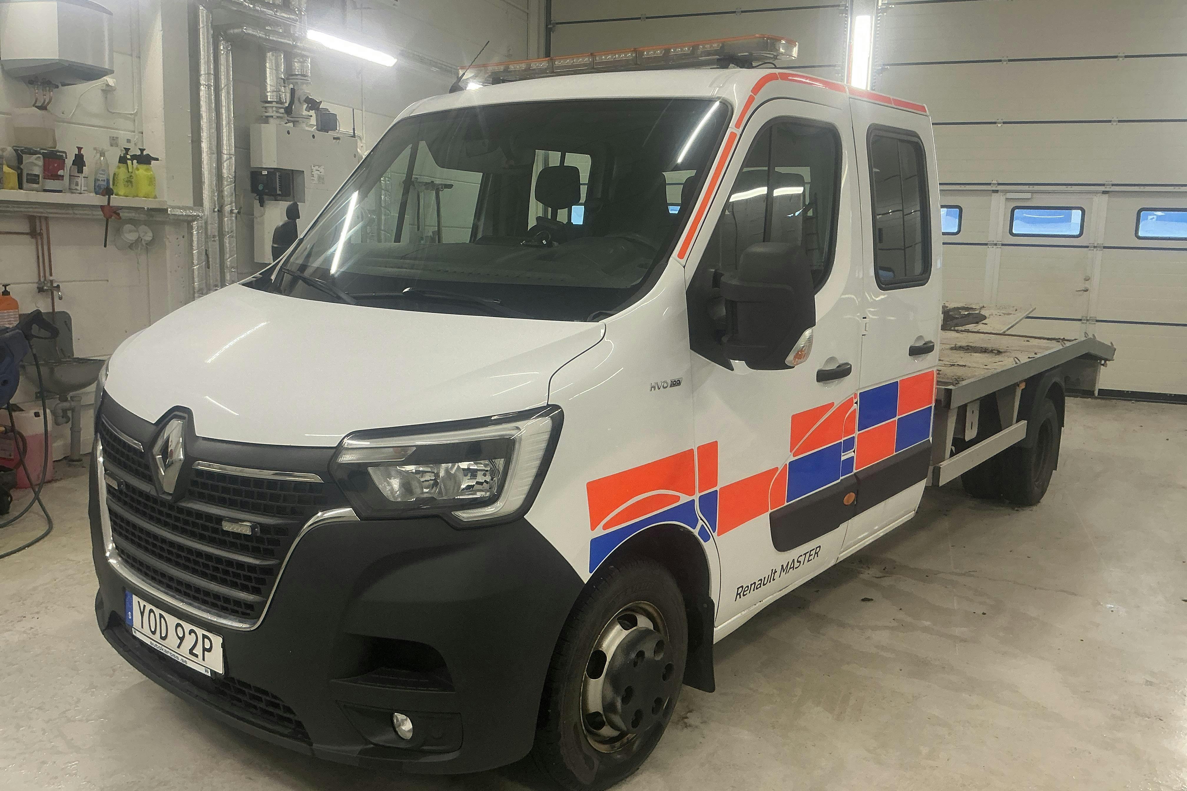 Presentationsfoto 1 av 31: RENAULT MASTER - 69 308 km - Manuell - vit - 2020