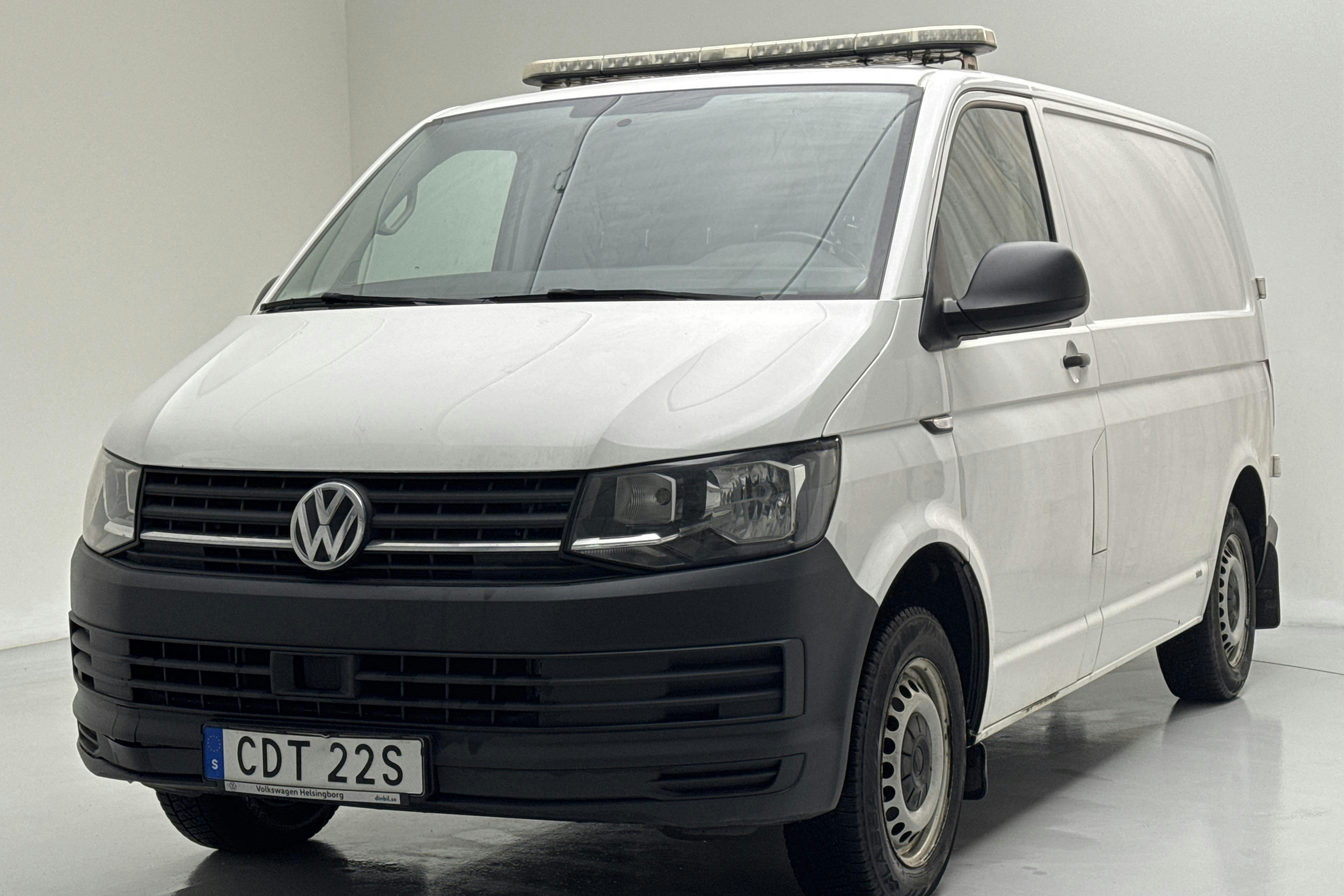 Presentation photo 1 of 10: VW Transporter T6 2.0 TDI BMT Skåp (102hk) - 240 220 km - Manual - white - 2019