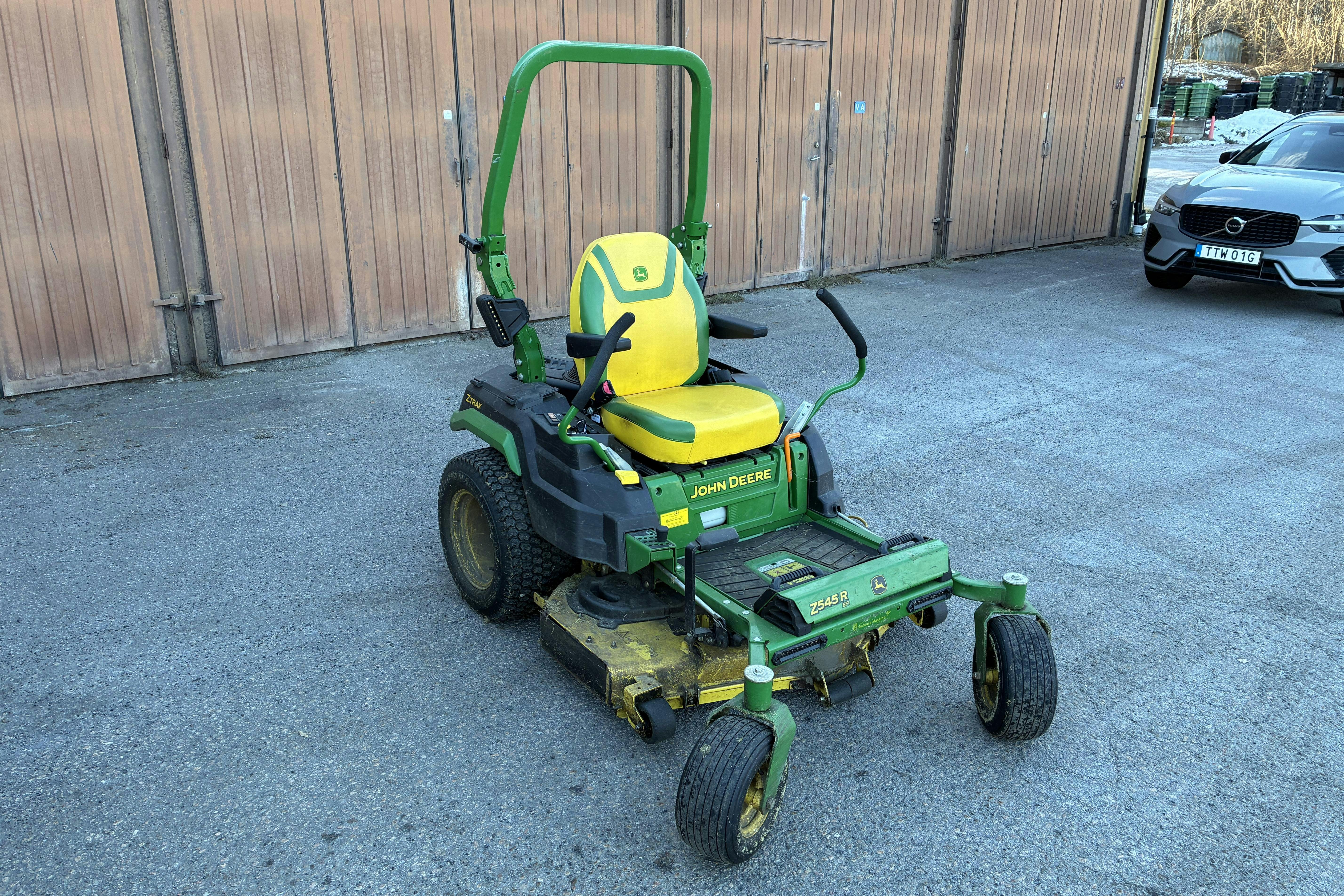 Presentationsfoto 2 av 13: John Deere z545R -  - 2021