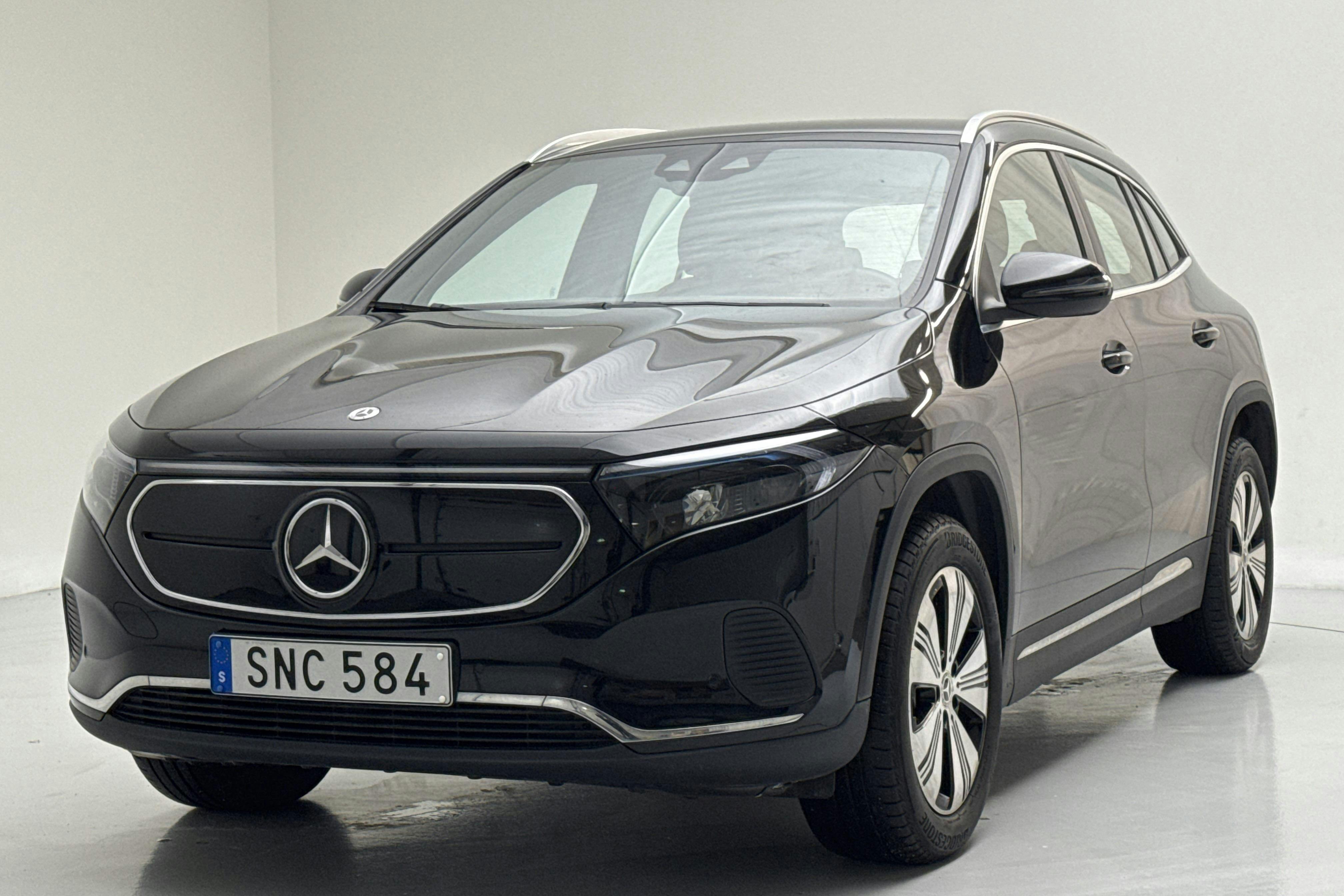 Presentationsfoto 1 av 15: Mercedes EQA 250 H243 (190hk) - 4 641 mil - Automat - svart - 2023